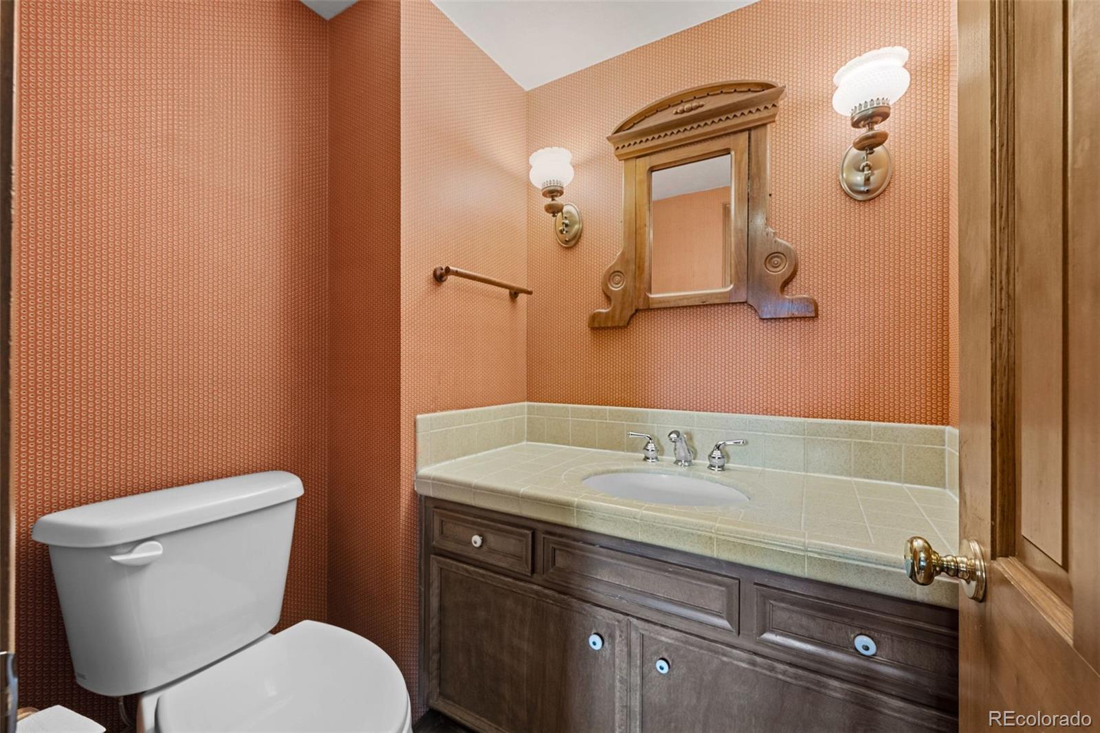 MLS Image #21 for 3821 s magnolia way,denver, Colorado