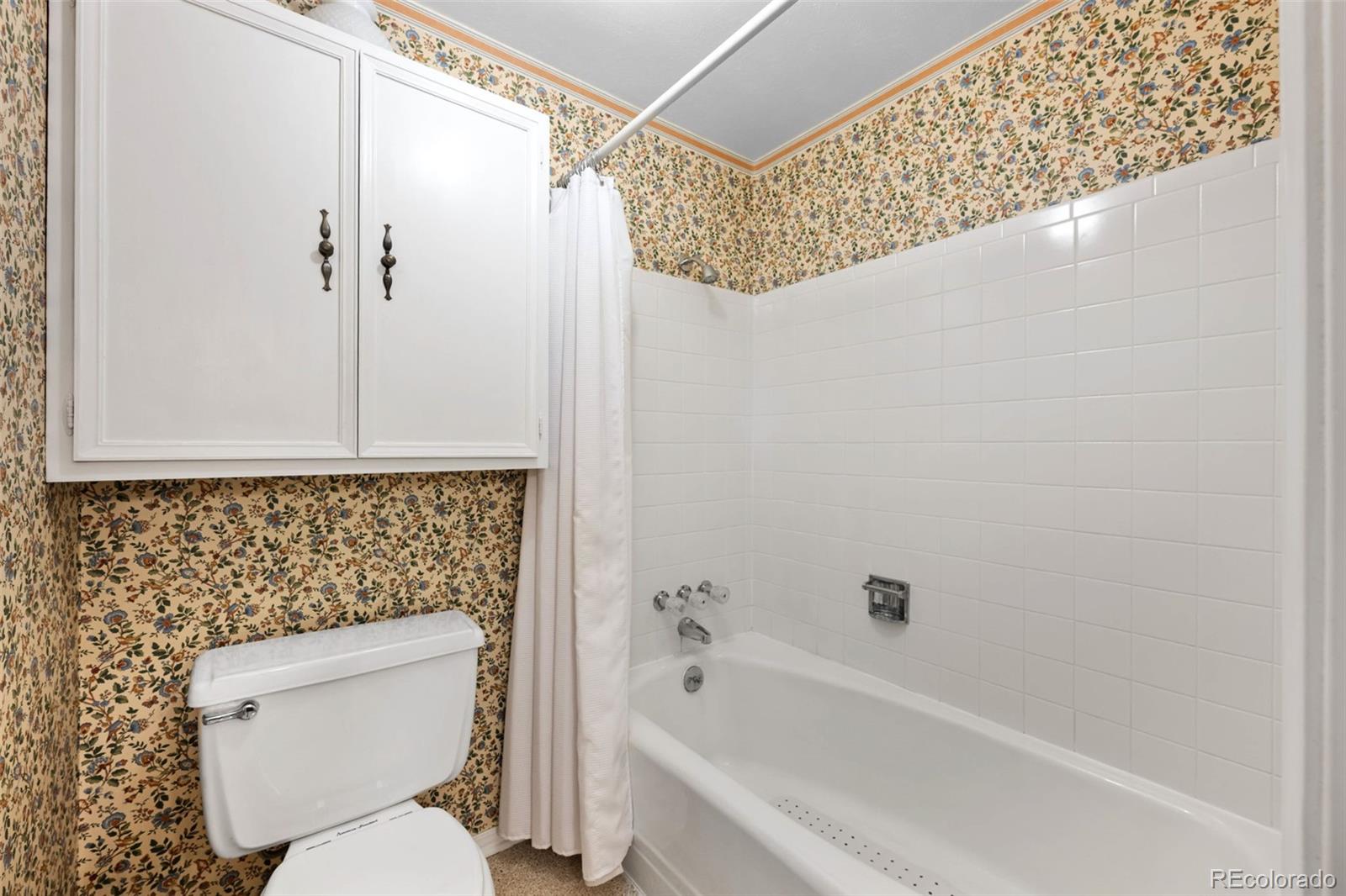 MLS Image #26 for 3821 s magnolia way,denver, Colorado