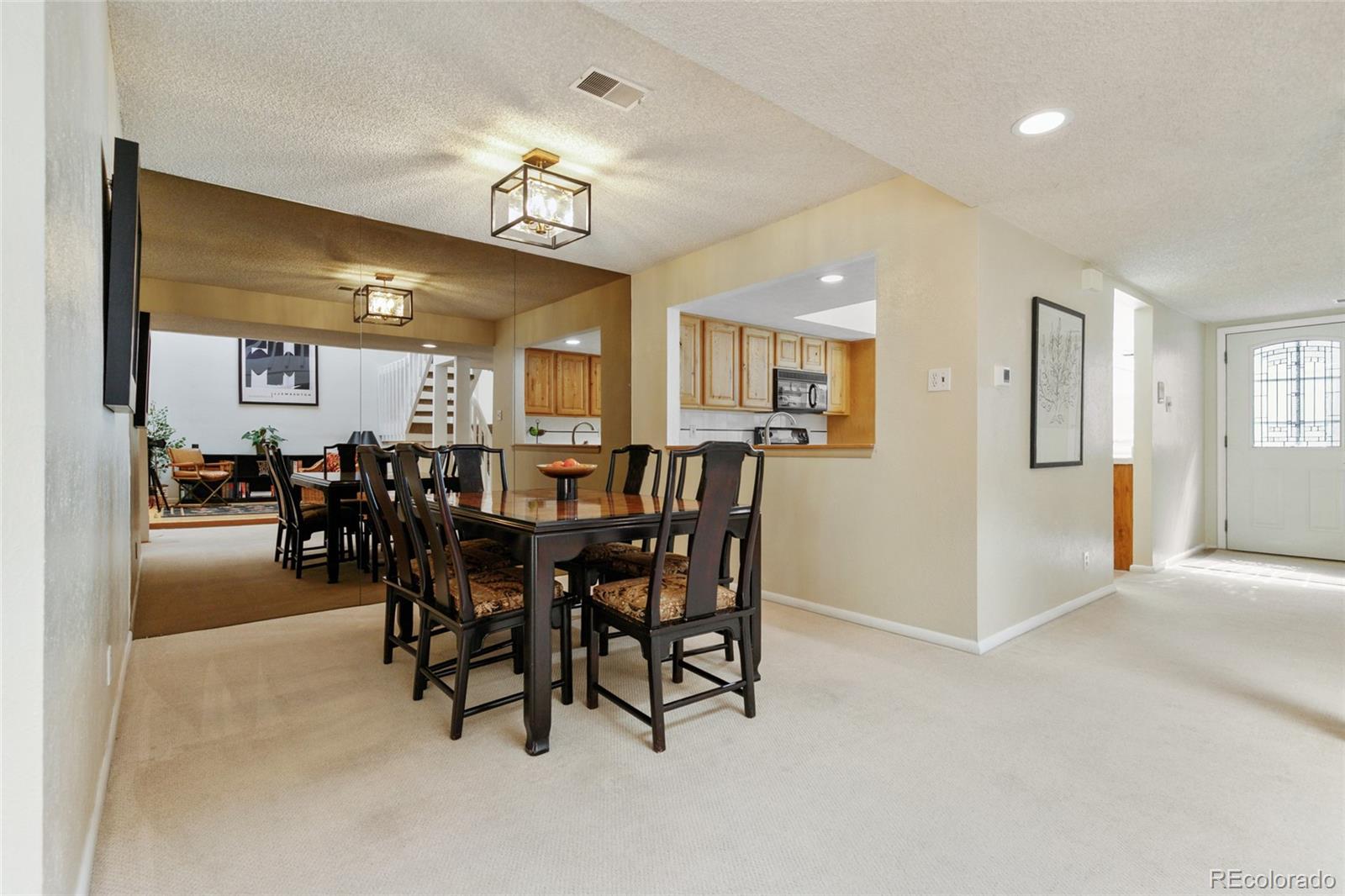 MLS Image #11 for 2770 s elmira street,denver, Colorado