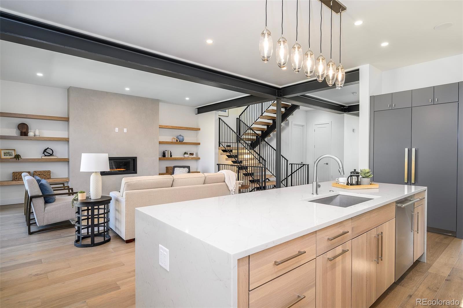 MLS Image #10 for 1117 s madison street,denver, Colorado