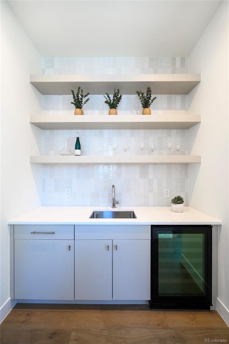 MLS Image #17 for 1117 s madison street,denver, Colorado