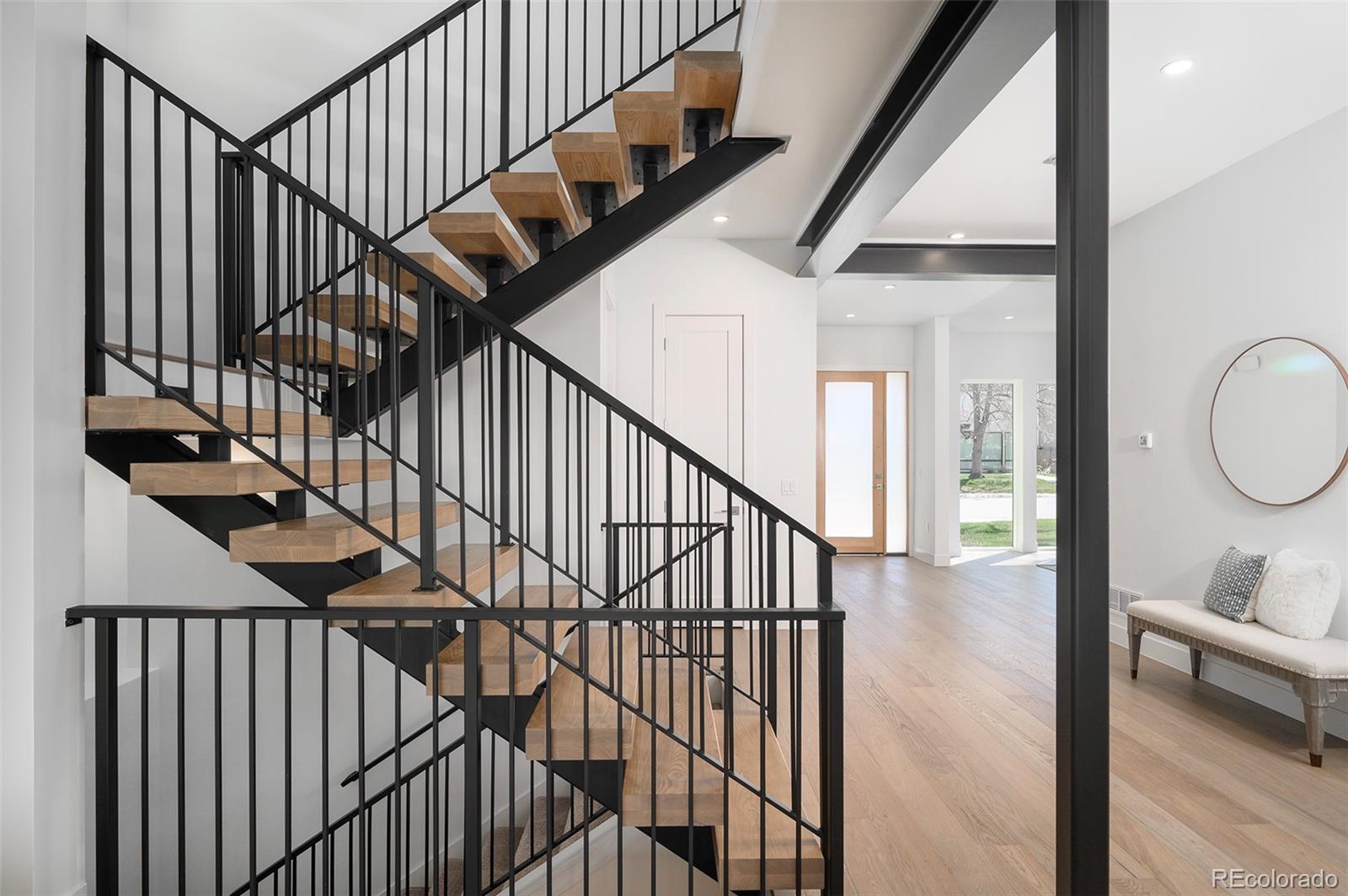 MLS Image #18 for 1117 s madison street,denver, Colorado