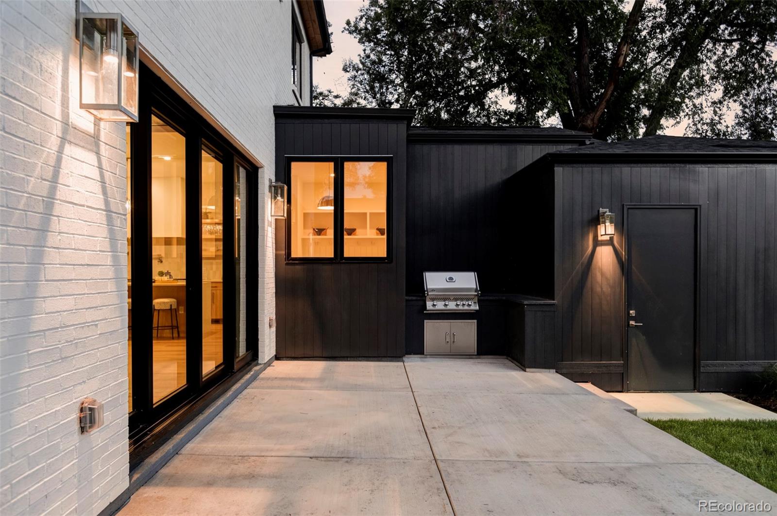 MLS Image #42 for 1117 s madison street,denver, Colorado