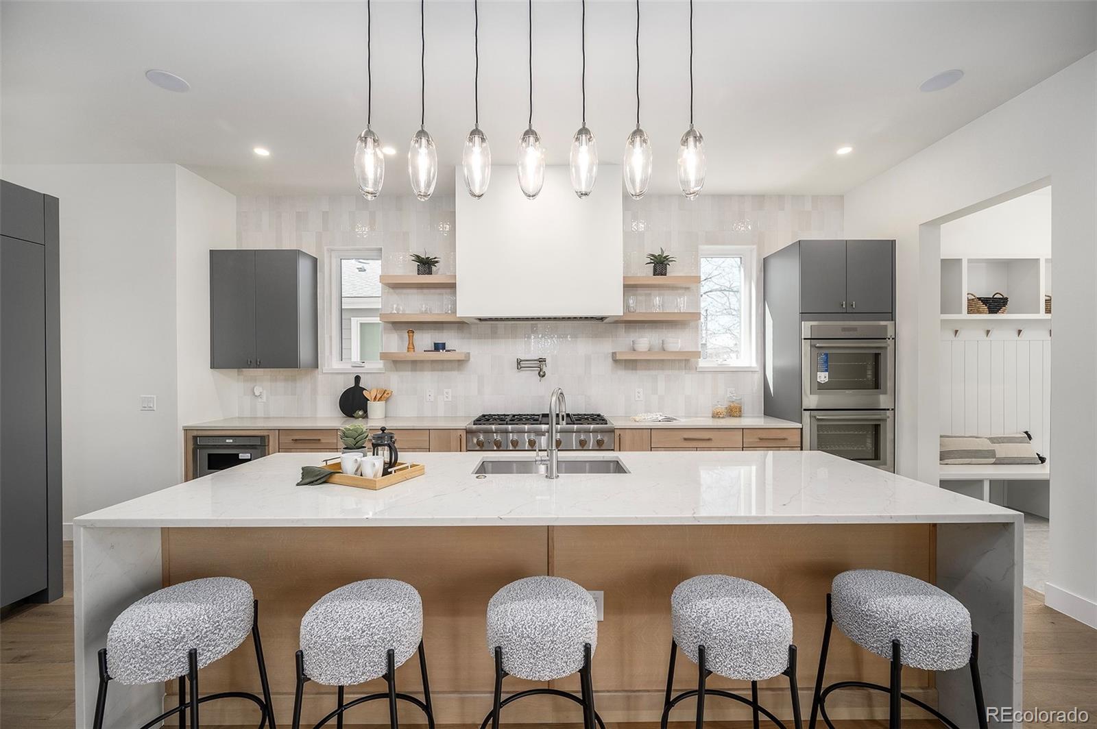MLS Image #8 for 1117 s madison street,denver, Colorado