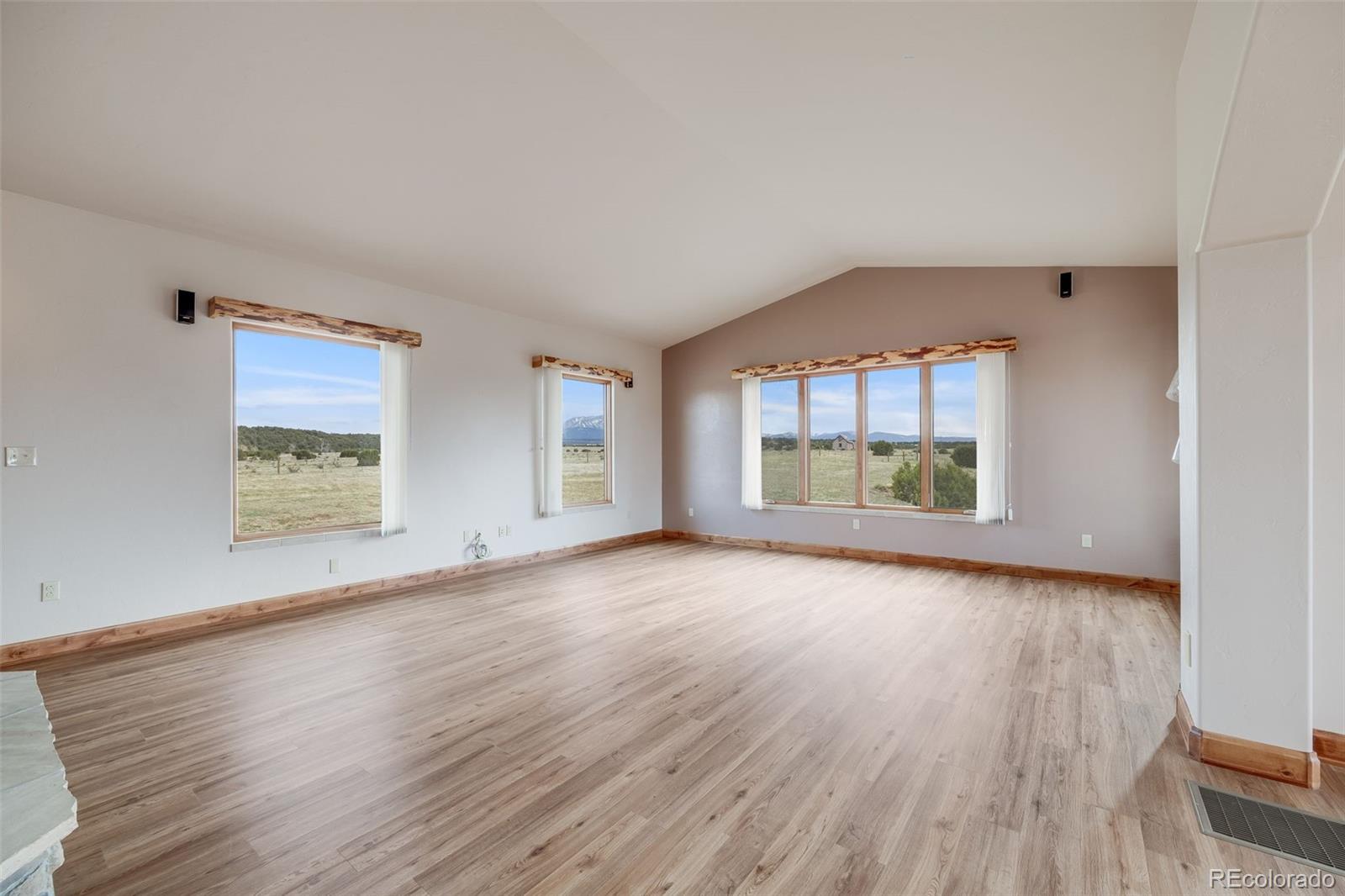MLS Image #7 for 185  river ridge trail,walsenburg, Colorado