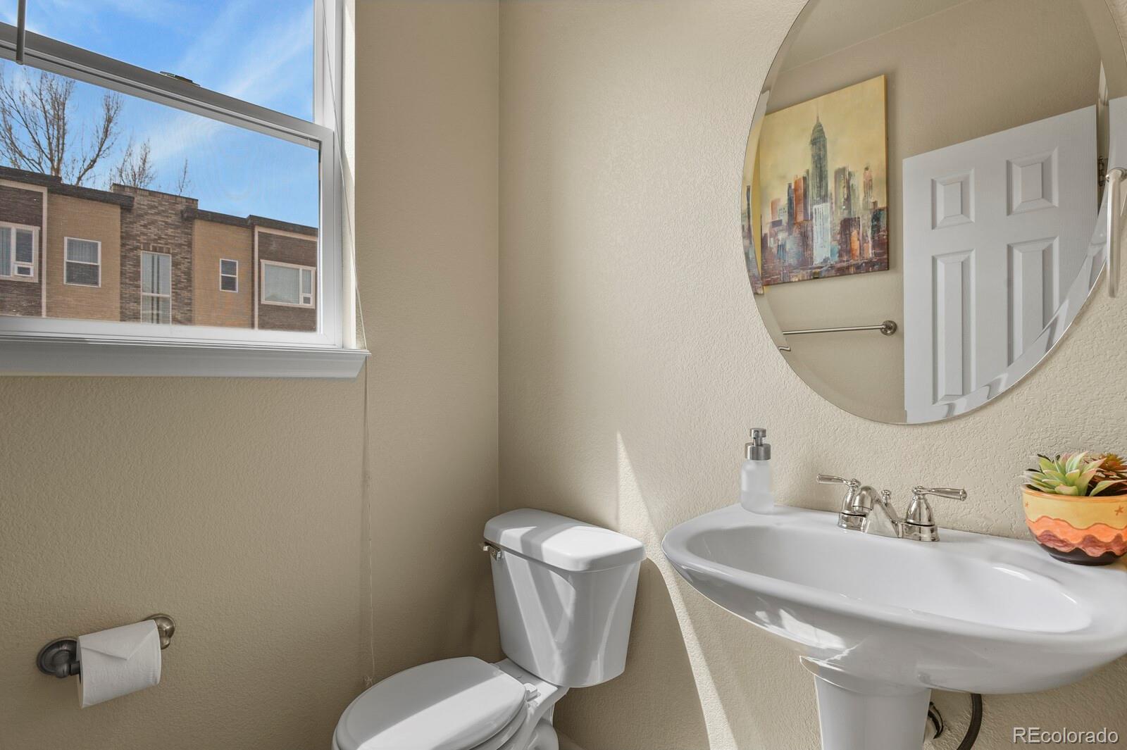 MLS Image #12 for 3680 s beeler street,denver, Colorado