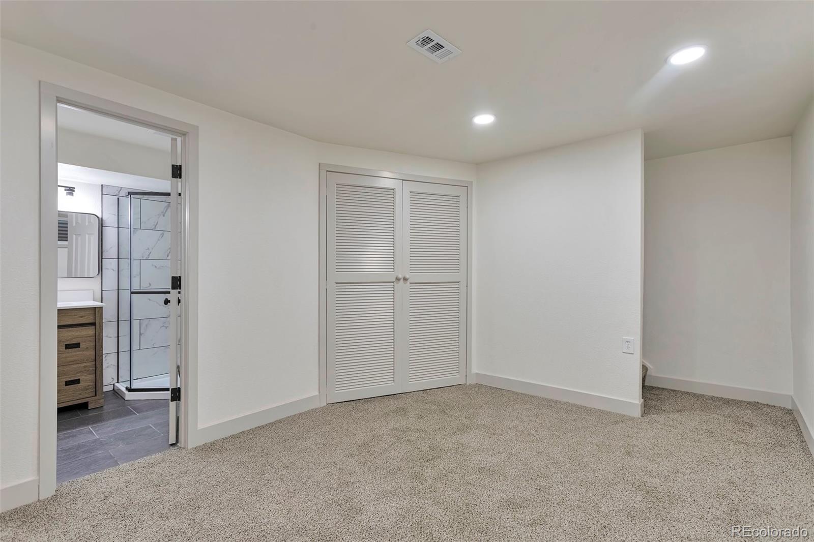 MLS Image #15 for 12164 e amherst circle,aurora, Colorado