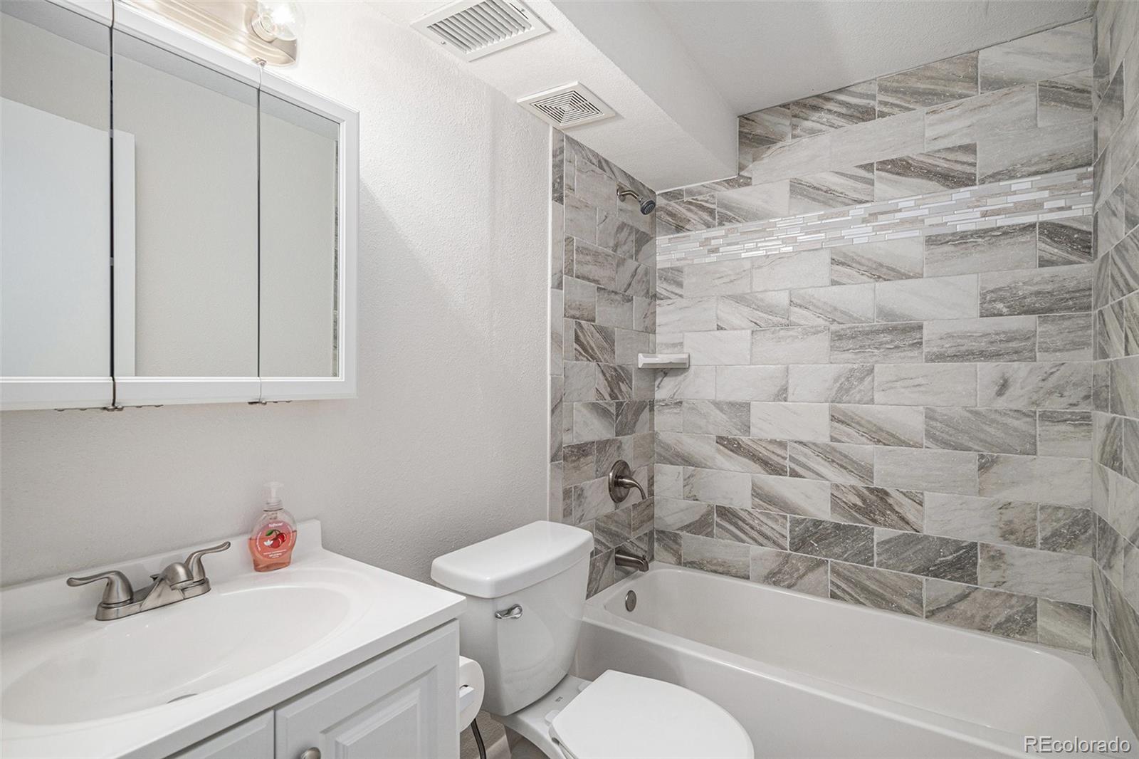 MLS Image #18 for 7746 w quarto drive,littleton, Colorado