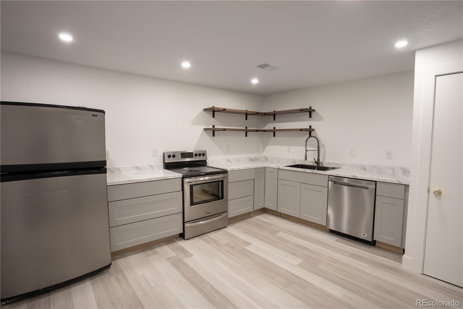 MLS Image #12 for 201  monmouth avenue,firestone, Colorado