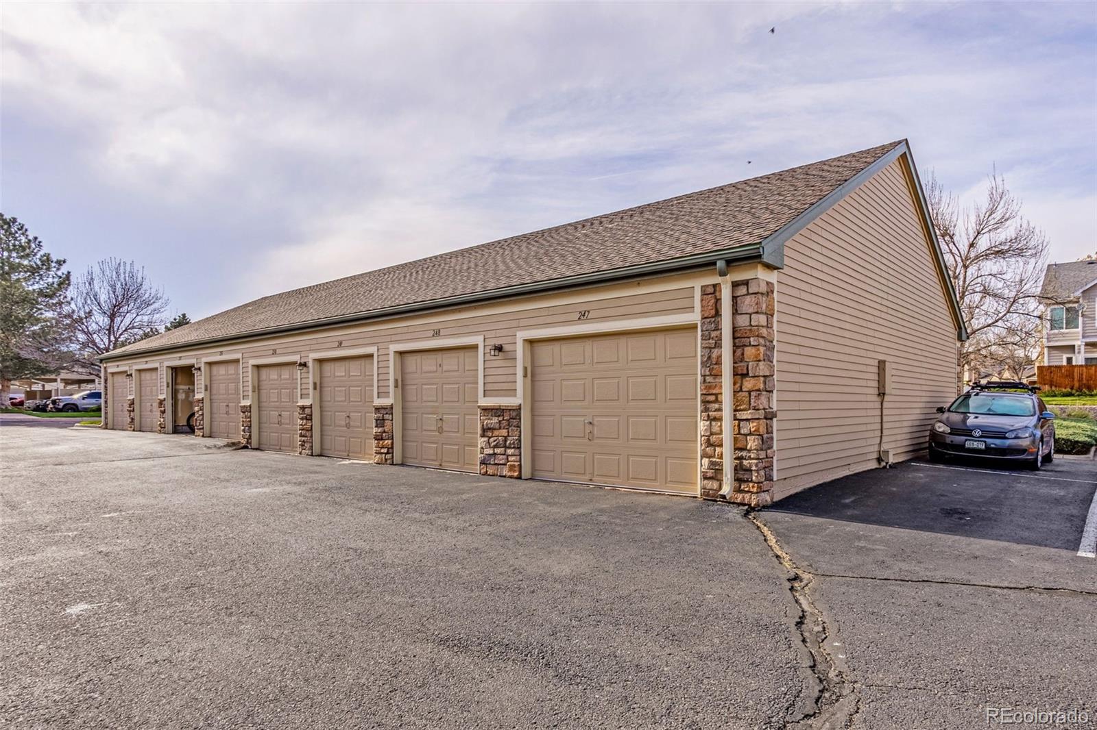 MLS Image #21 for 9390 w chatfield place,littleton, Colorado