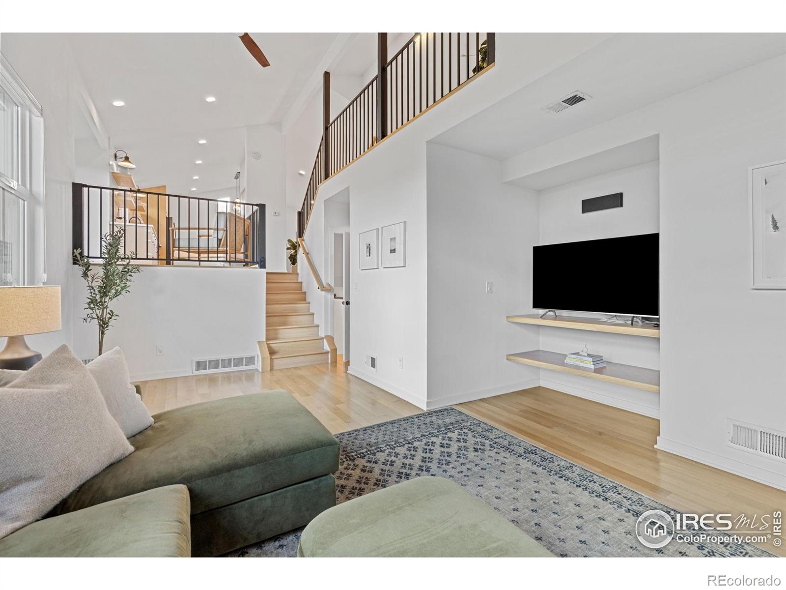 MLS Image #13 for 586  aztec drive,boulder, Colorado
