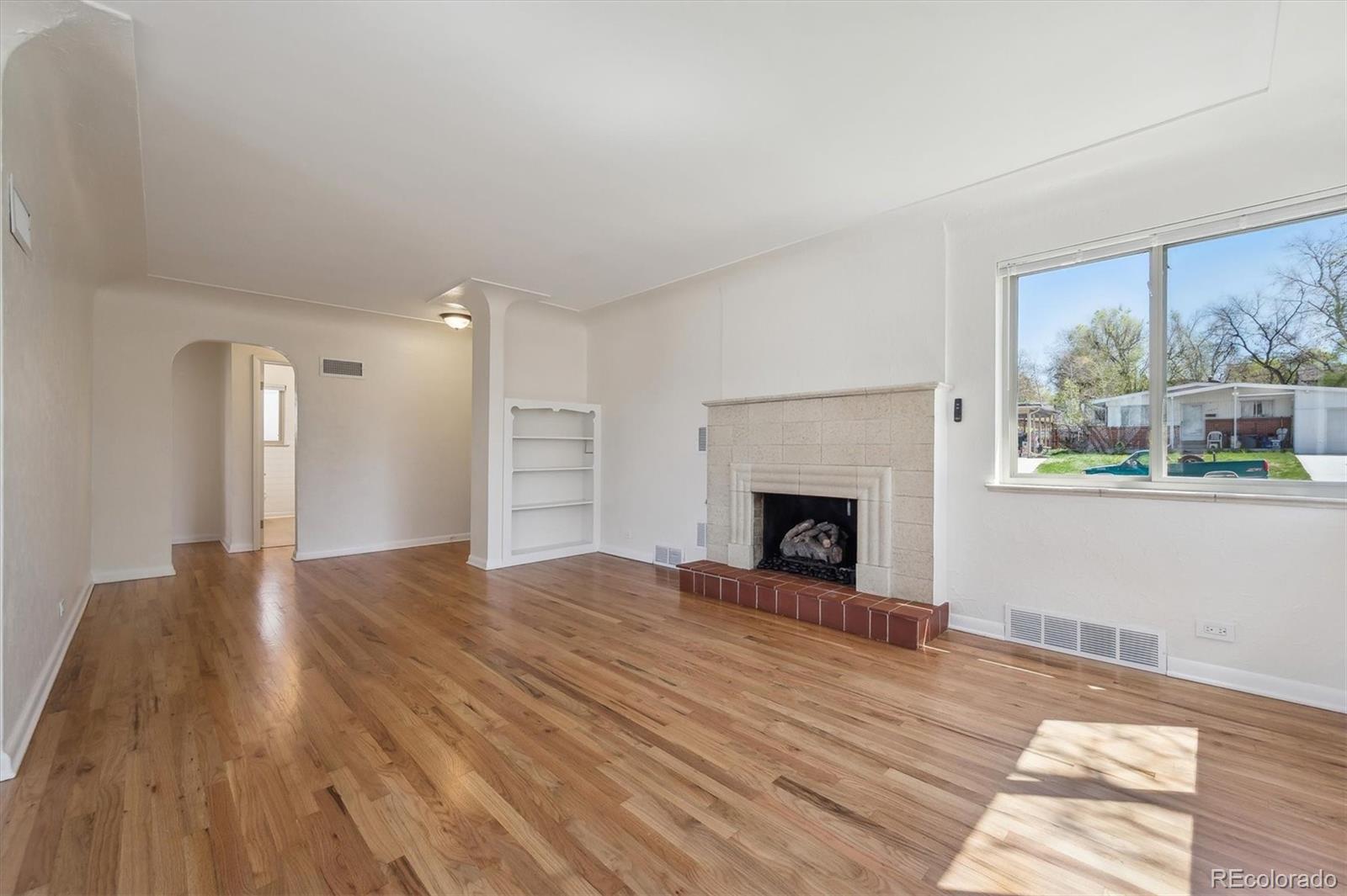 MLS Image #4 for 3831 s fox street,englewood, Colorado