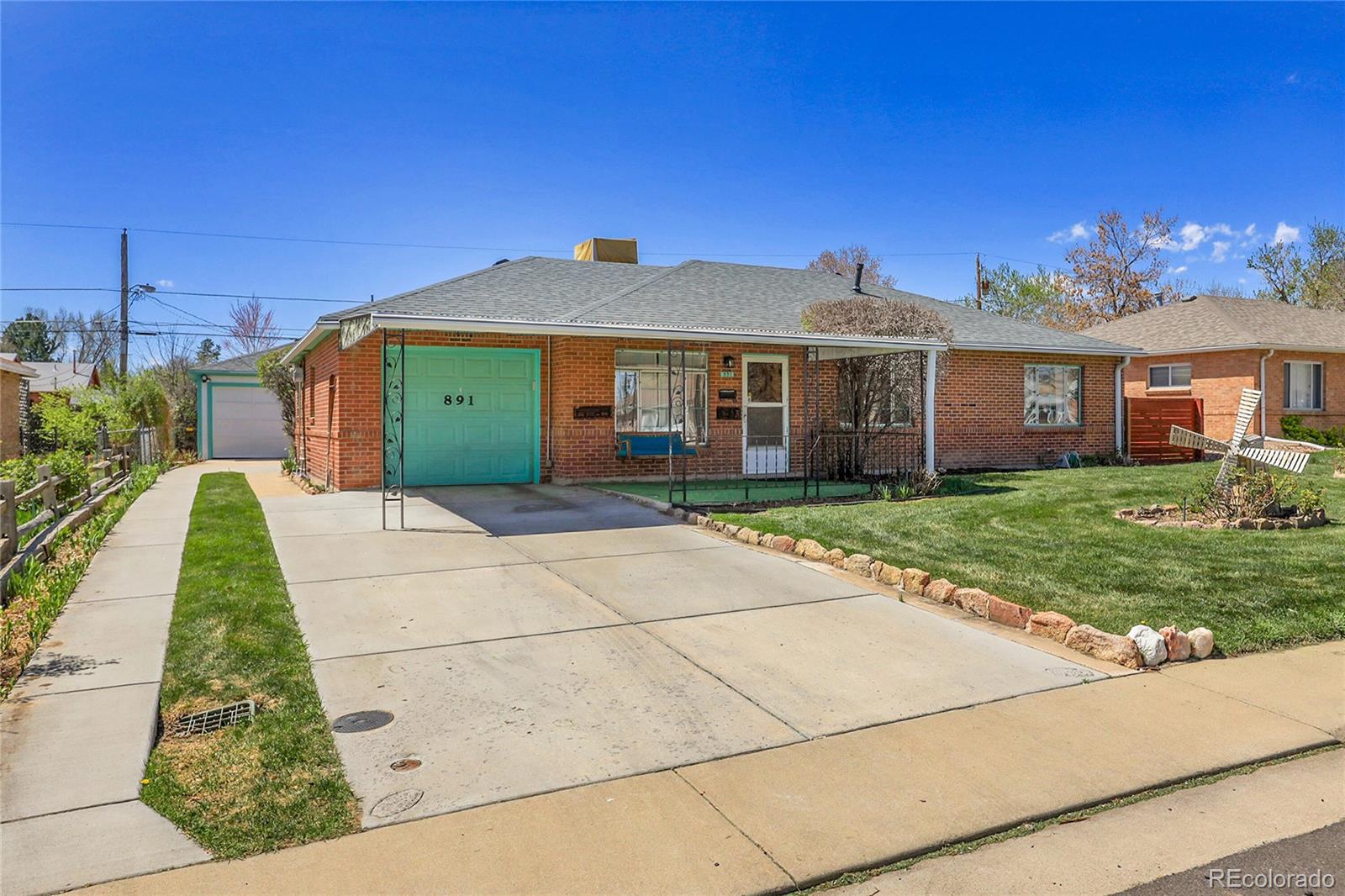 CMA Image for 891  Ursula Street,Aurora, Colorado
