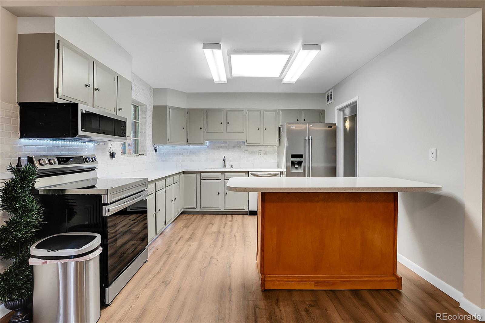 MLS Image #5 for 891  ursula street,aurora, Colorado