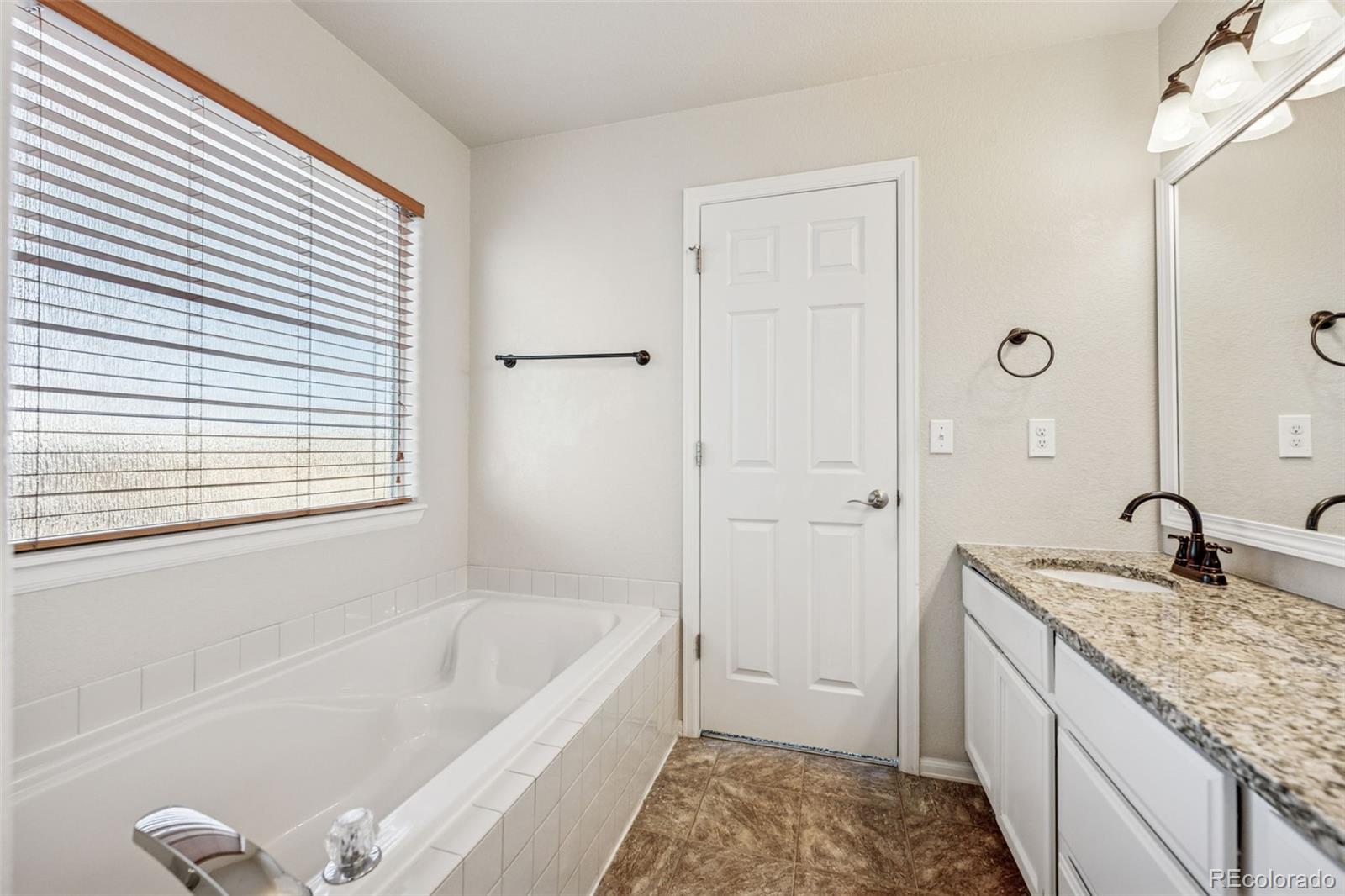 MLS Image #14 for 13135  devils thumb place,peyton, Colorado