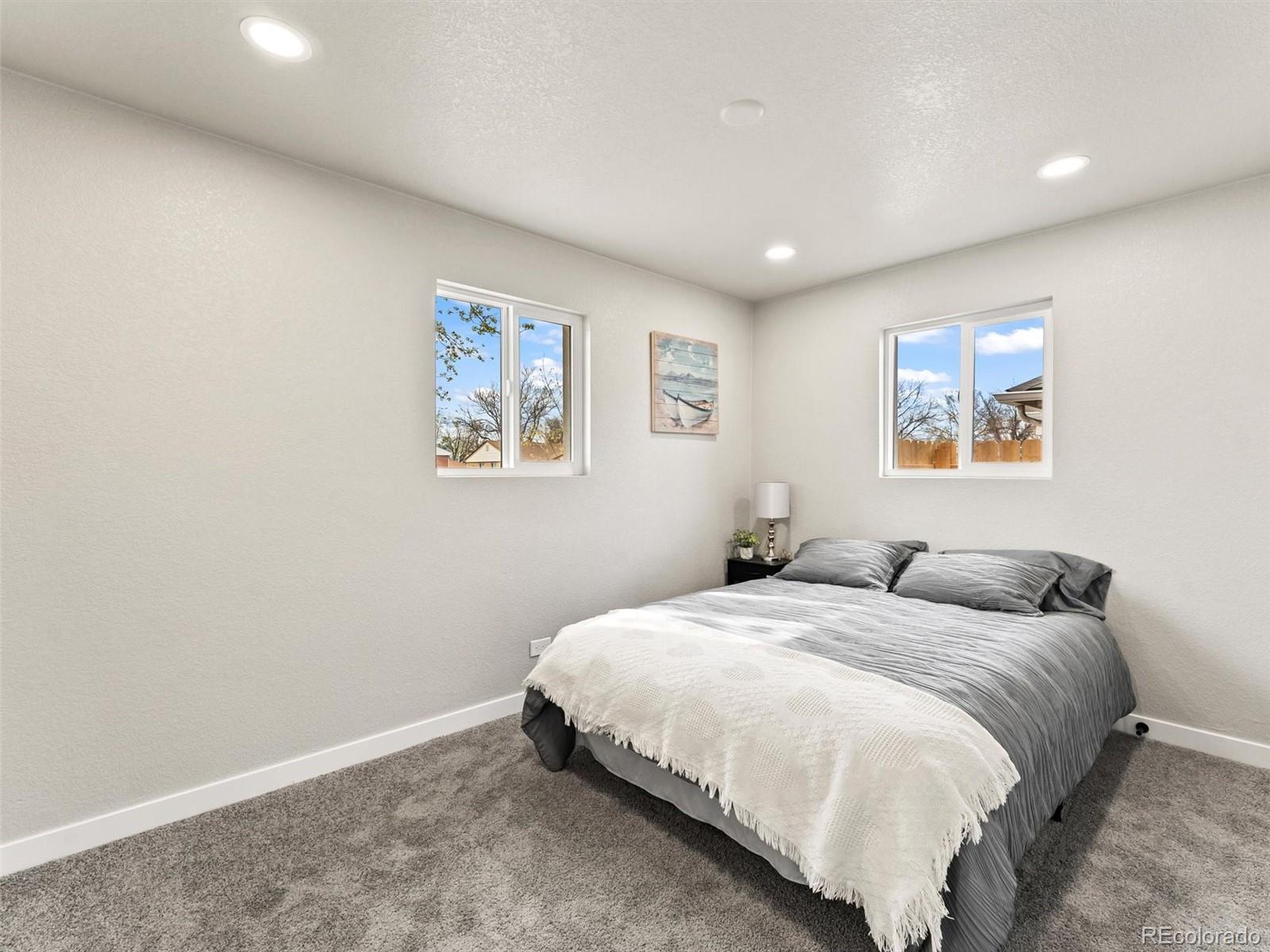 MLS Image #11 for 3210  newport street,denver, Colorado