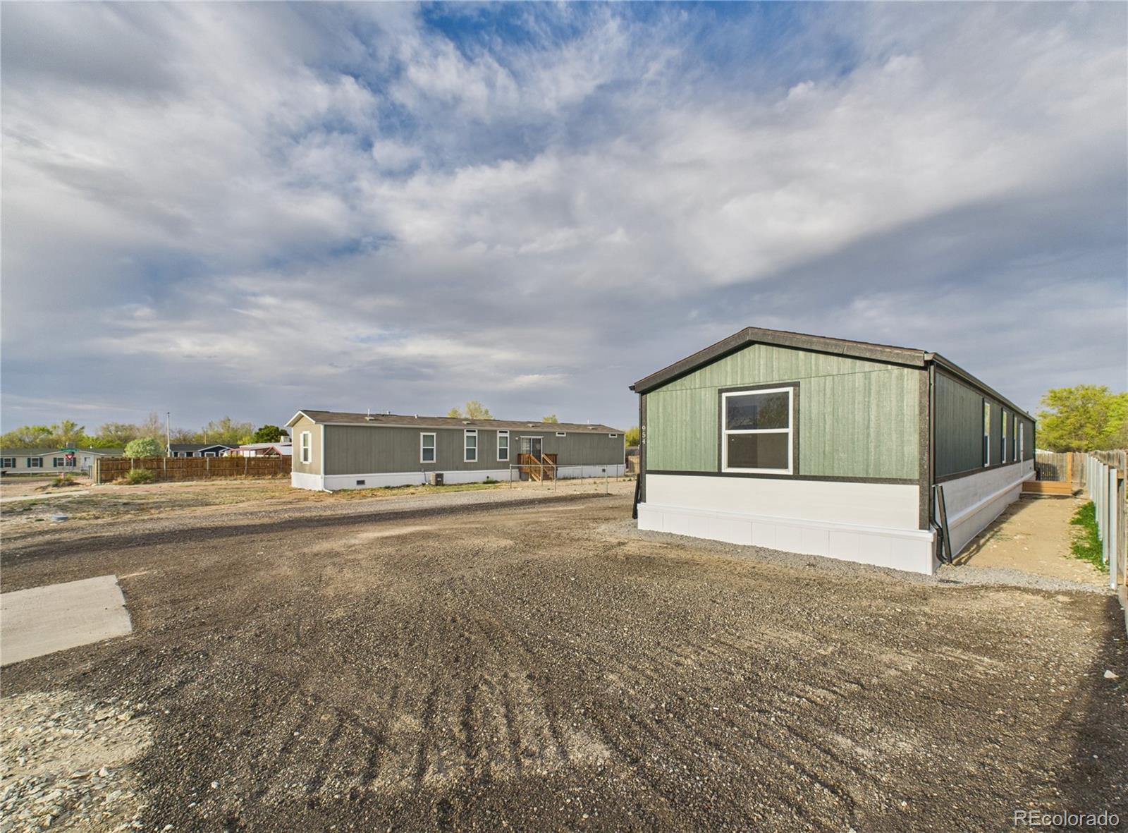 MLS Image #24 for 954 s silt drive,pueblo, Colorado