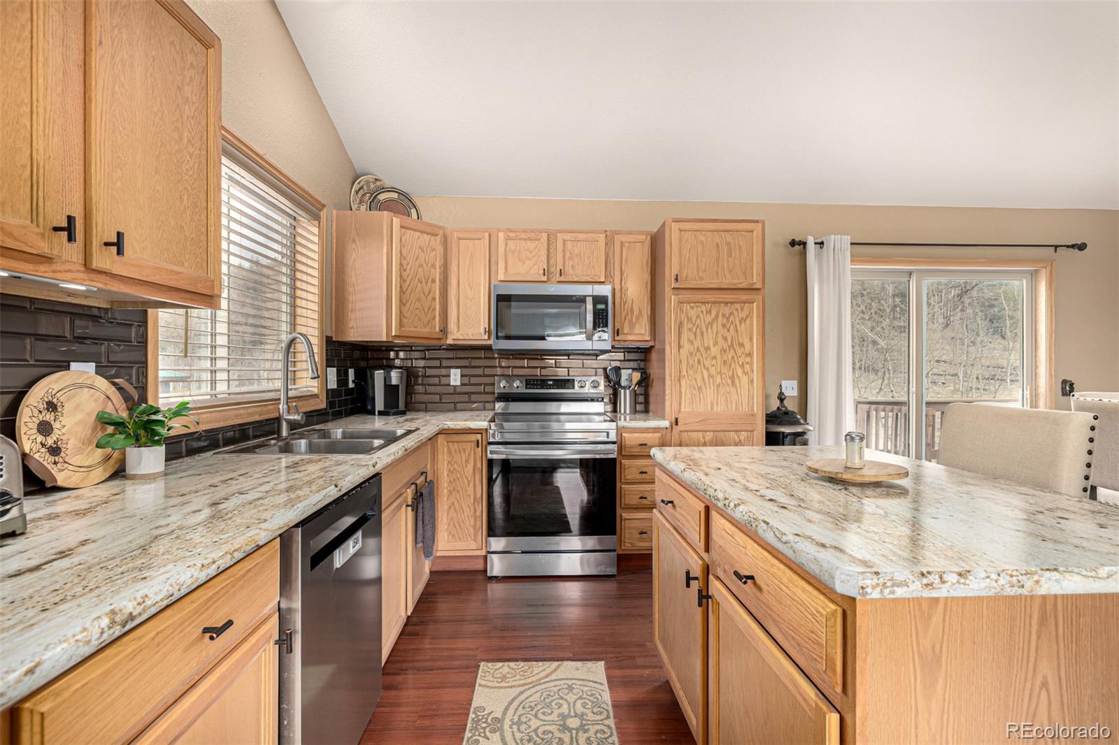 MLS Image #12 for 2418  wells fargo circle,jefferson, Colorado