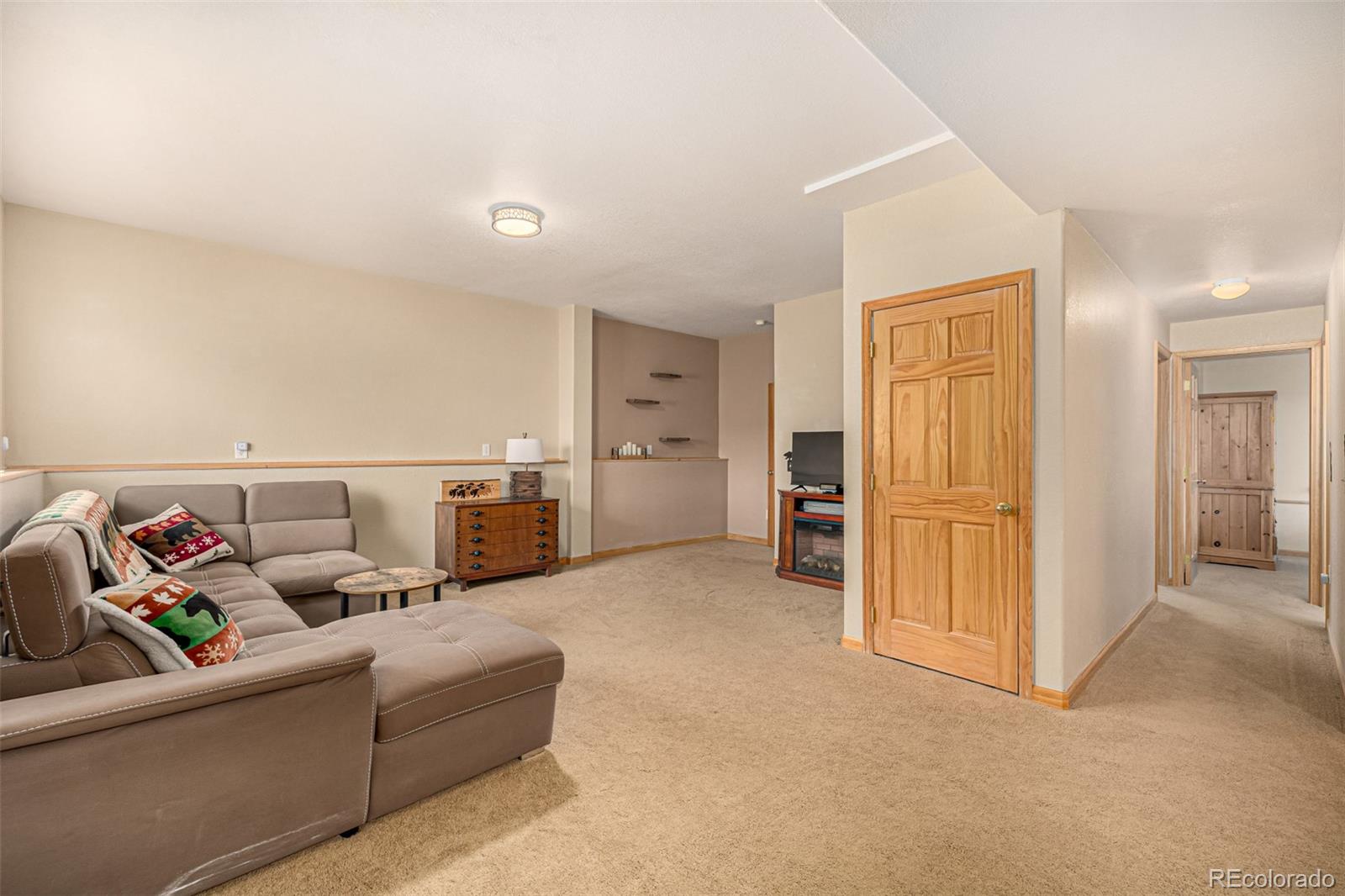 MLS Image #23 for 2418  wells fargo circle,jefferson, Colorado