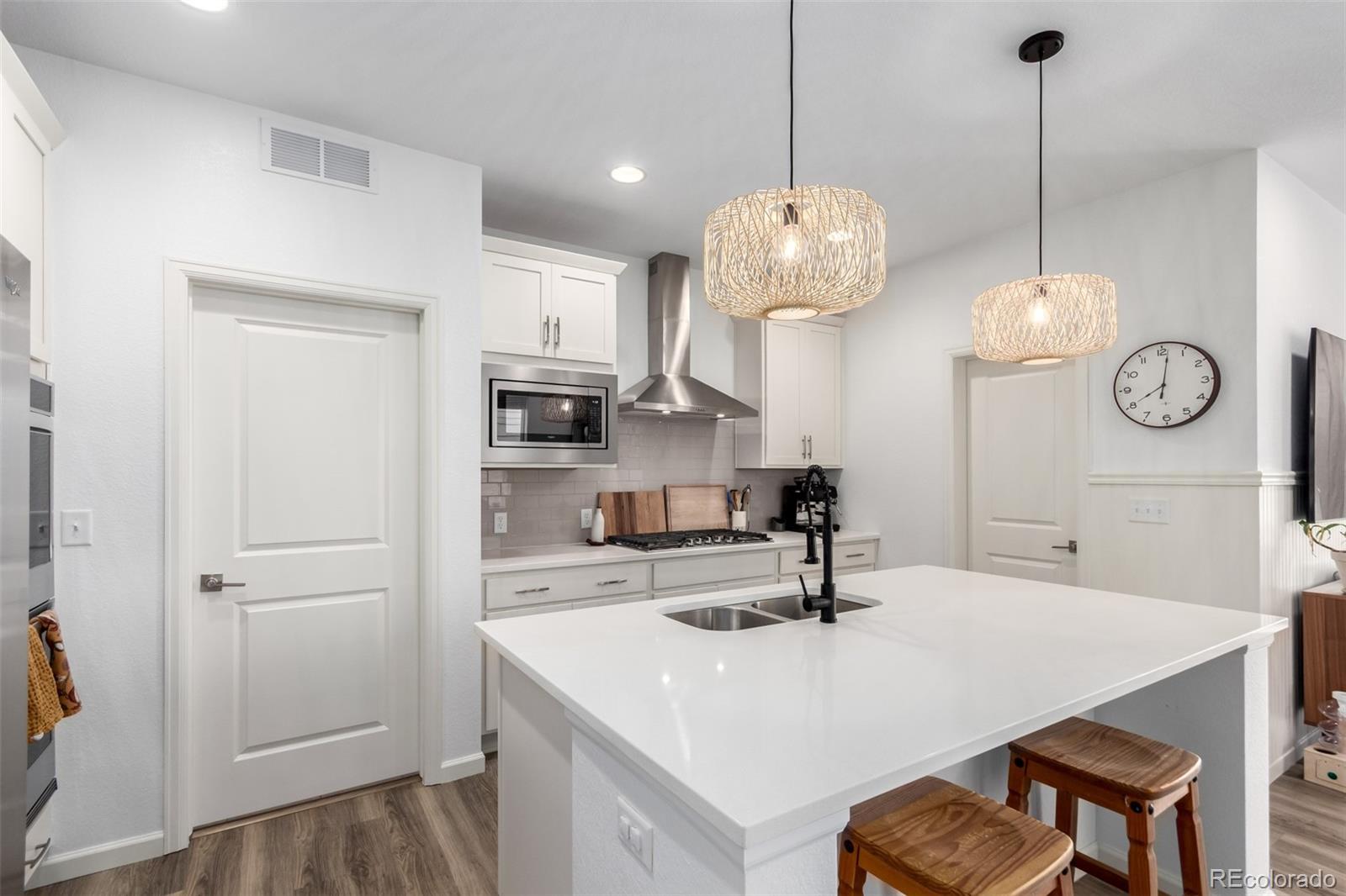 MLS Image #8 for 509  high point drive,longmont, Colorado