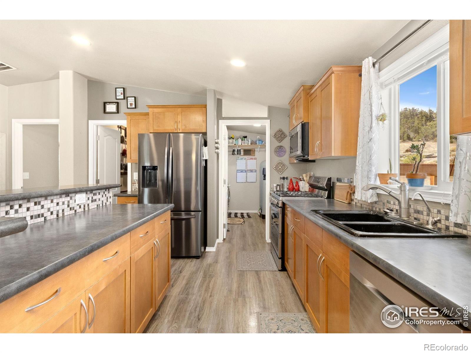 MLS Image #16 for 801 w county road 82e ,livermore, Colorado