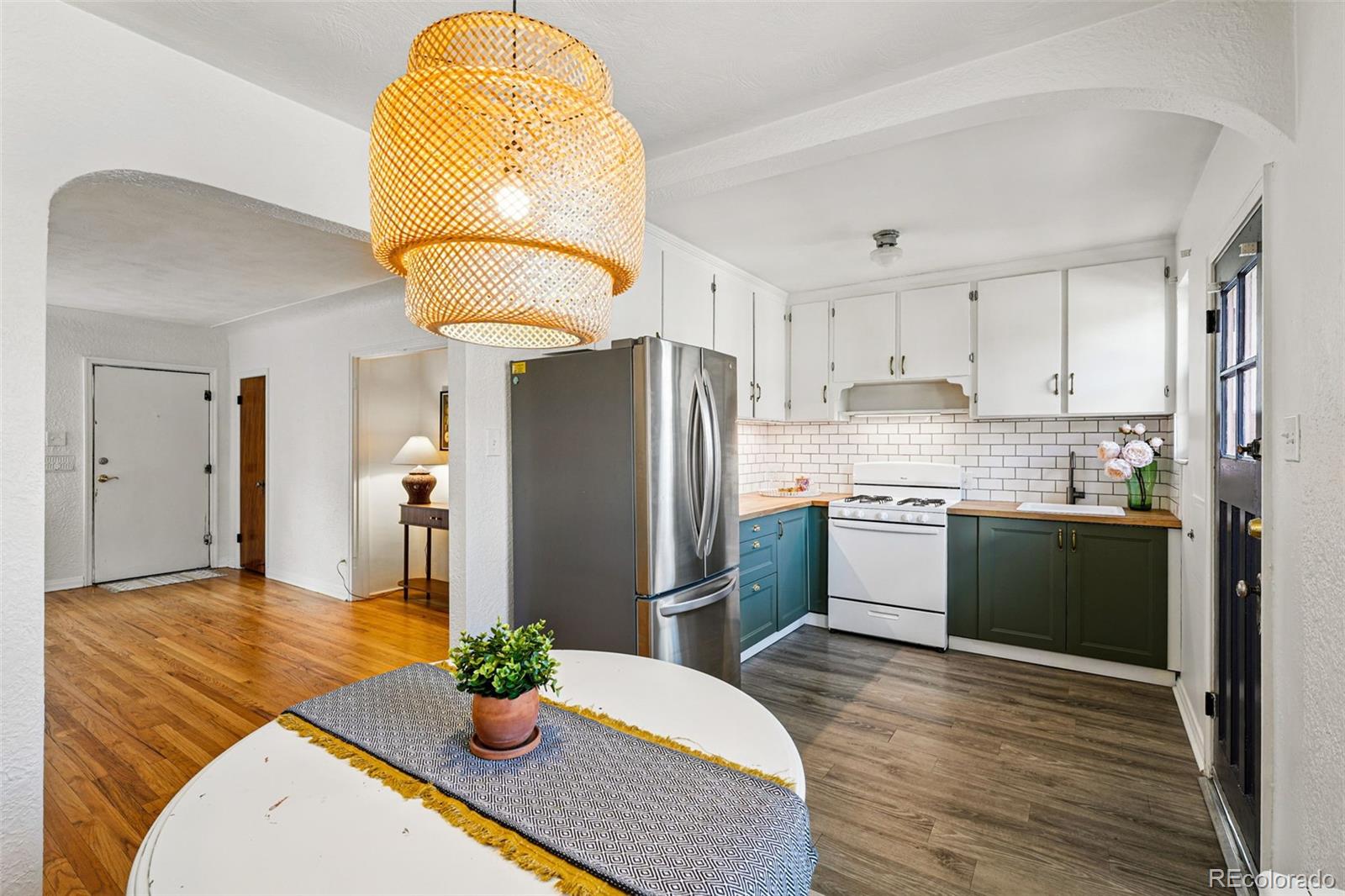 MLS Image #11 for 1422  ivy street,denver, Colorado