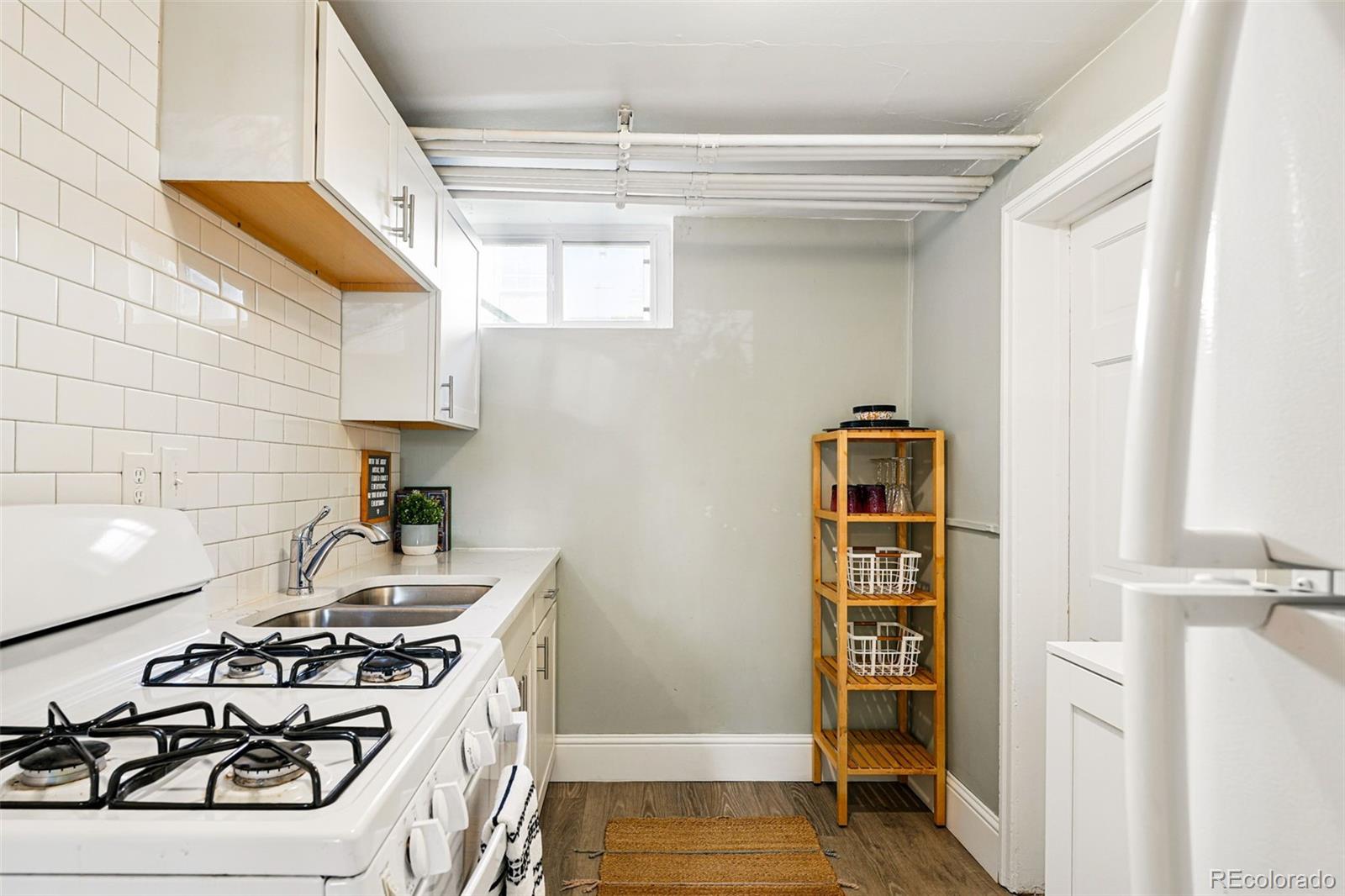 MLS Image #24 for 1422  ivy street,denver, Colorado