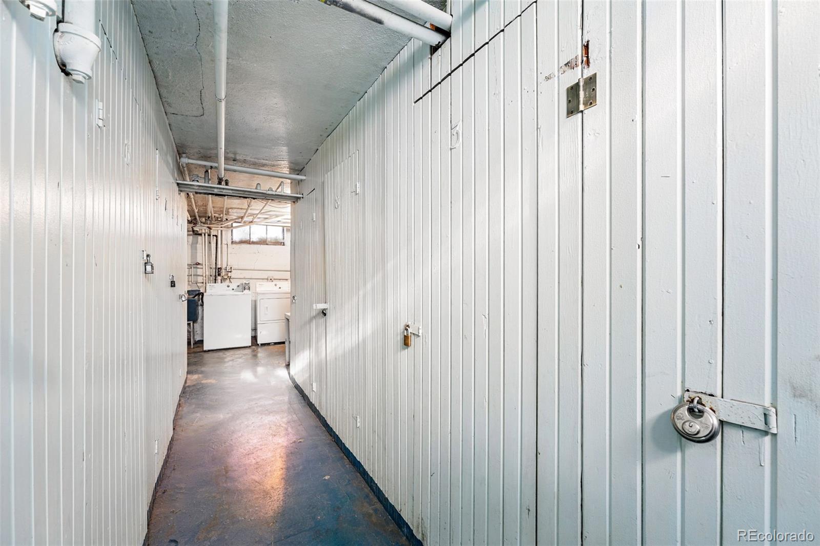 MLS Image #33 for 1422  ivy street,denver, Colorado