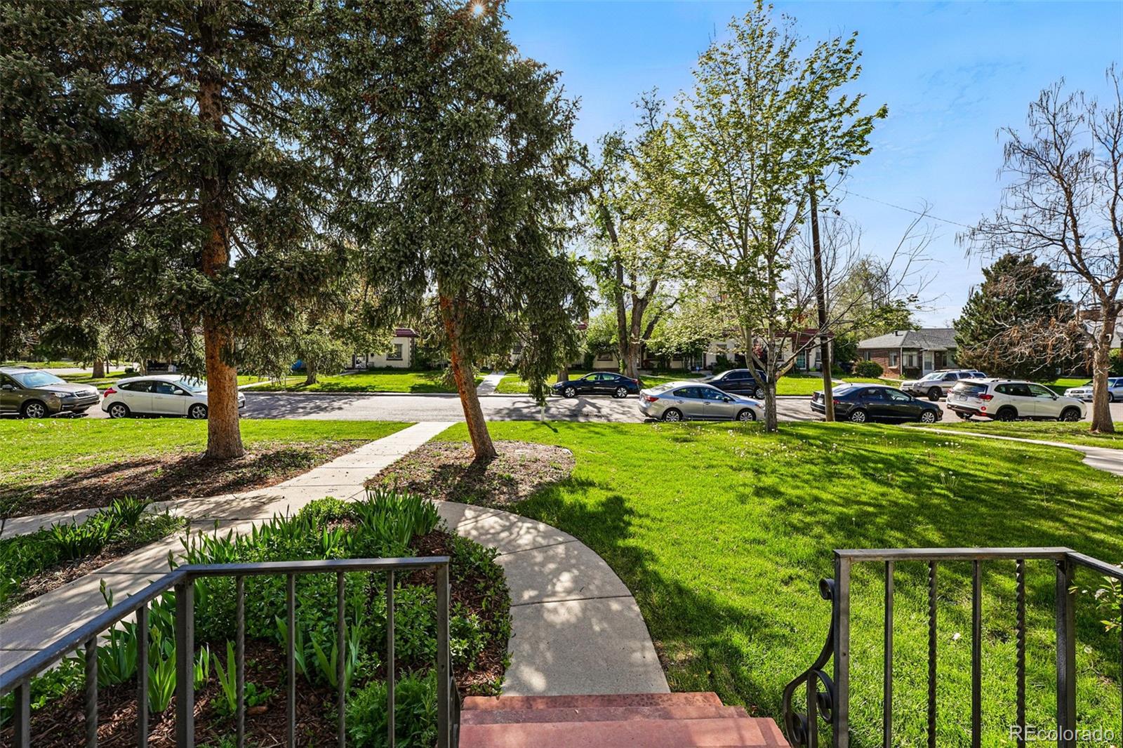 MLS Image #4 for 1422  ivy street,denver, Colorado