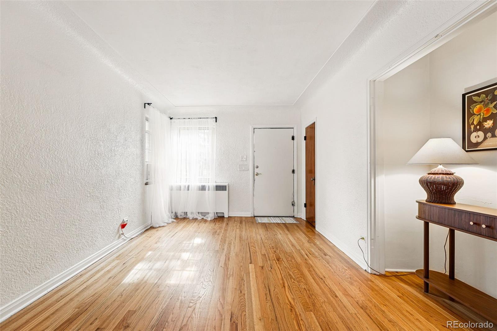 MLS Image #8 for 1422  ivy street,denver, Colorado