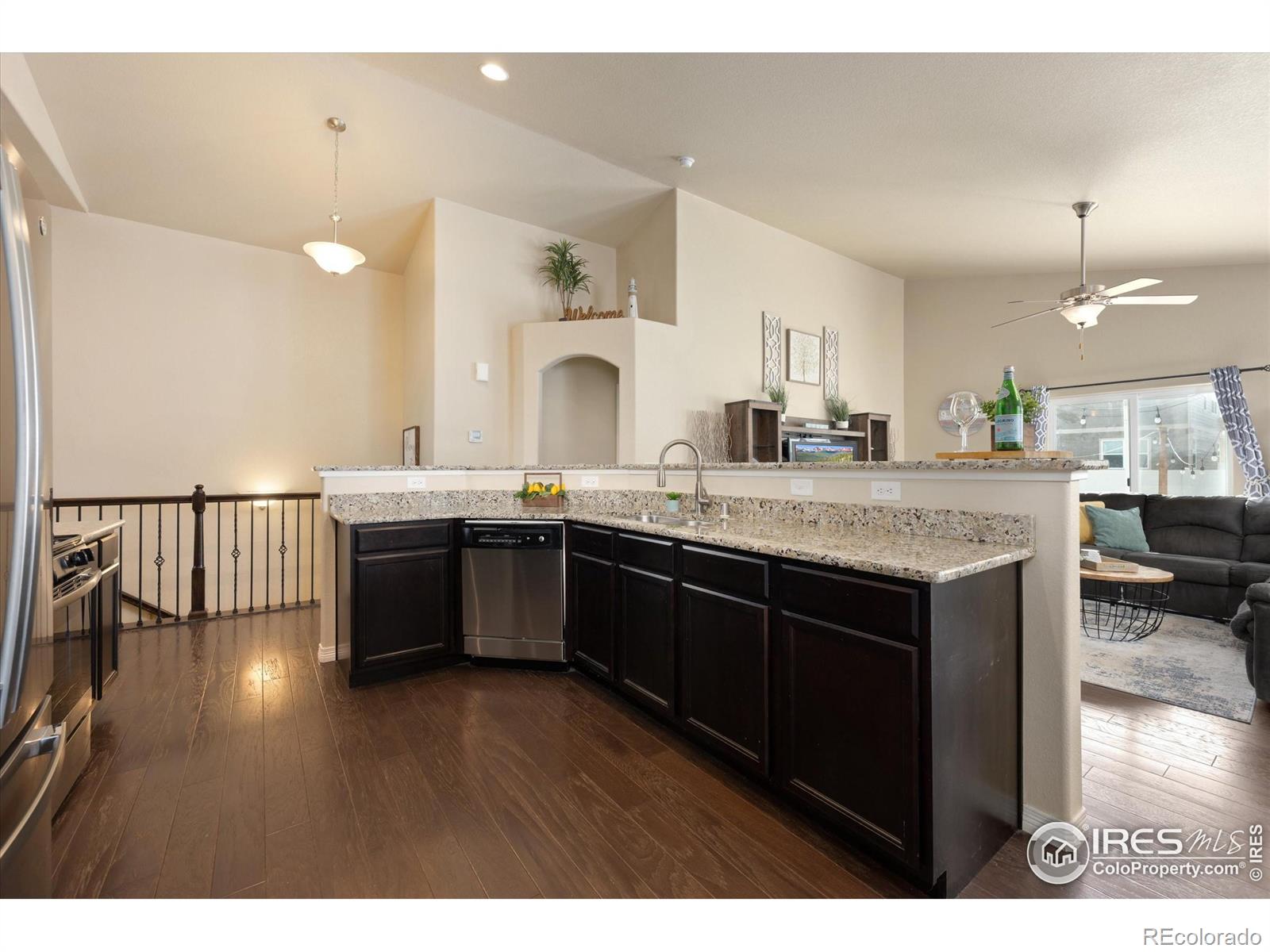 MLS Image #15 for 2433  tabor street,berthoud, Colorado