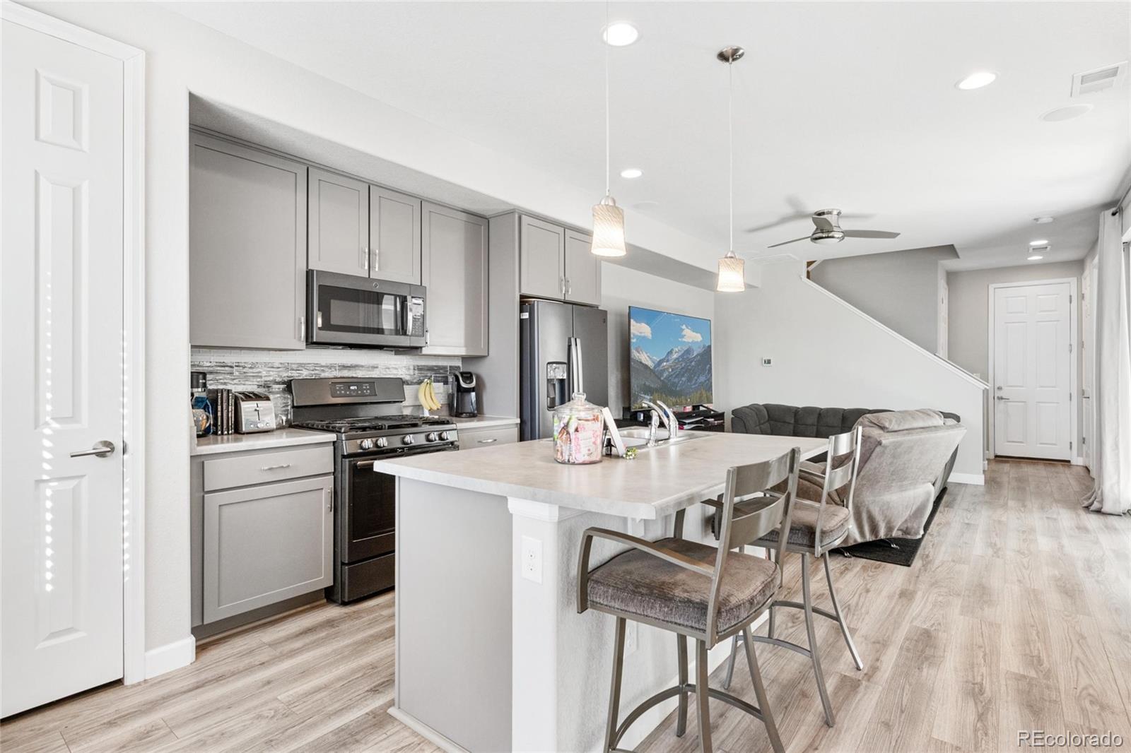 MLS Image #1 for 23576 e 5th place,aurora, Colorado