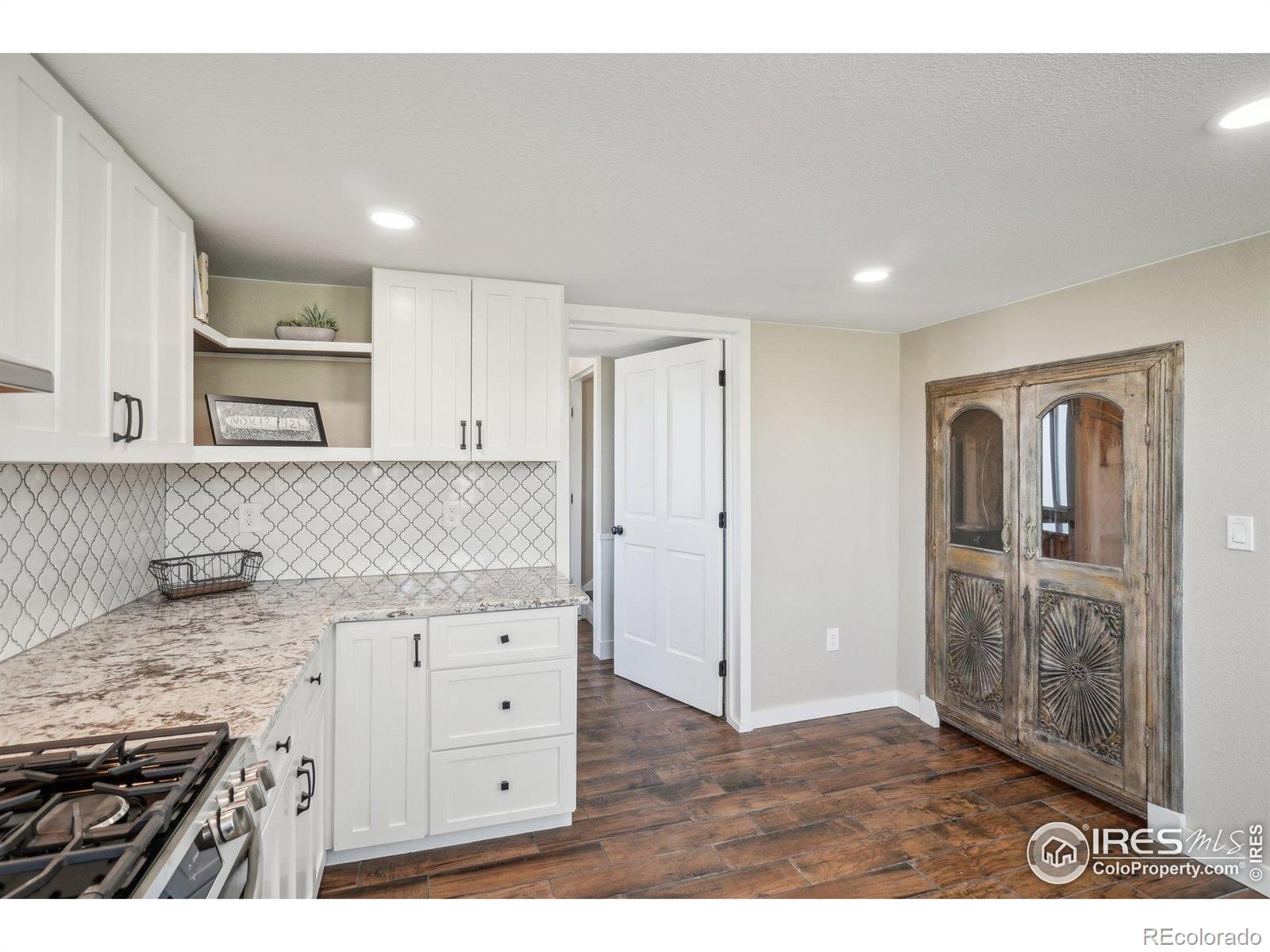 MLS Image #19 for 205 s county road 23 ,berthoud, Colorado