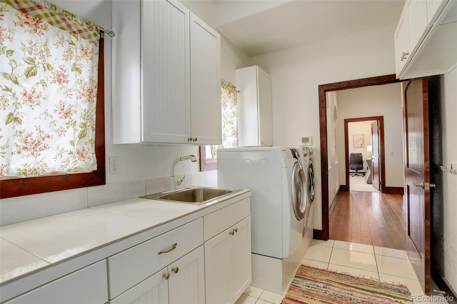 MLS Image #16 for 2931 s cook street,denver, Colorado