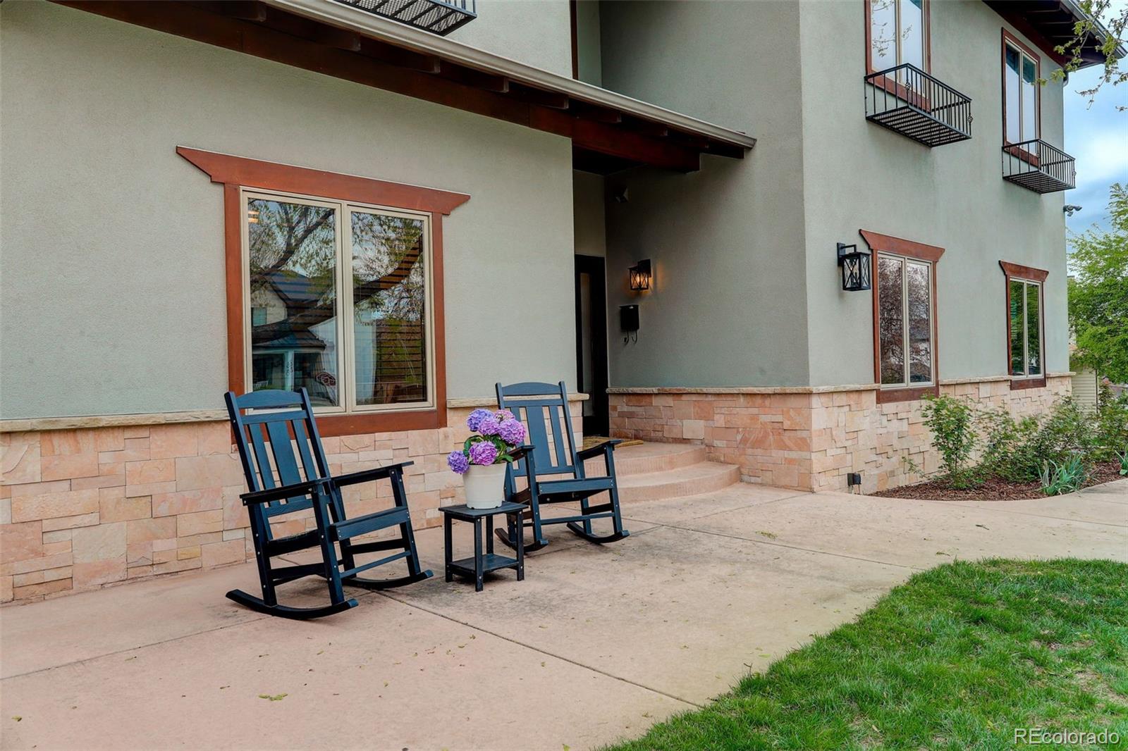 MLS Image #2 for 2931 s cook street,denver, Colorado