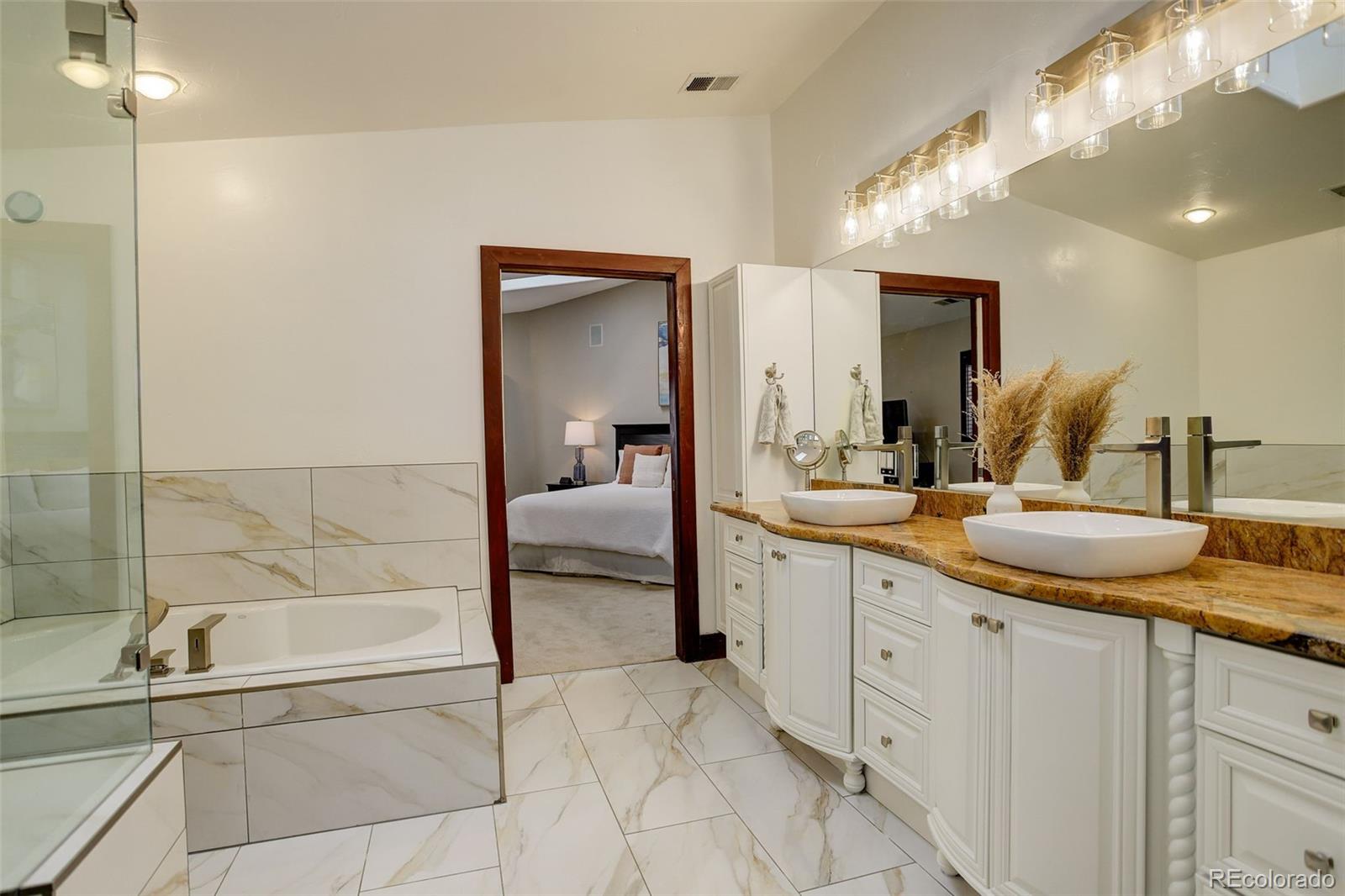 MLS Image #23 for 2931 s cook street,denver, Colorado
