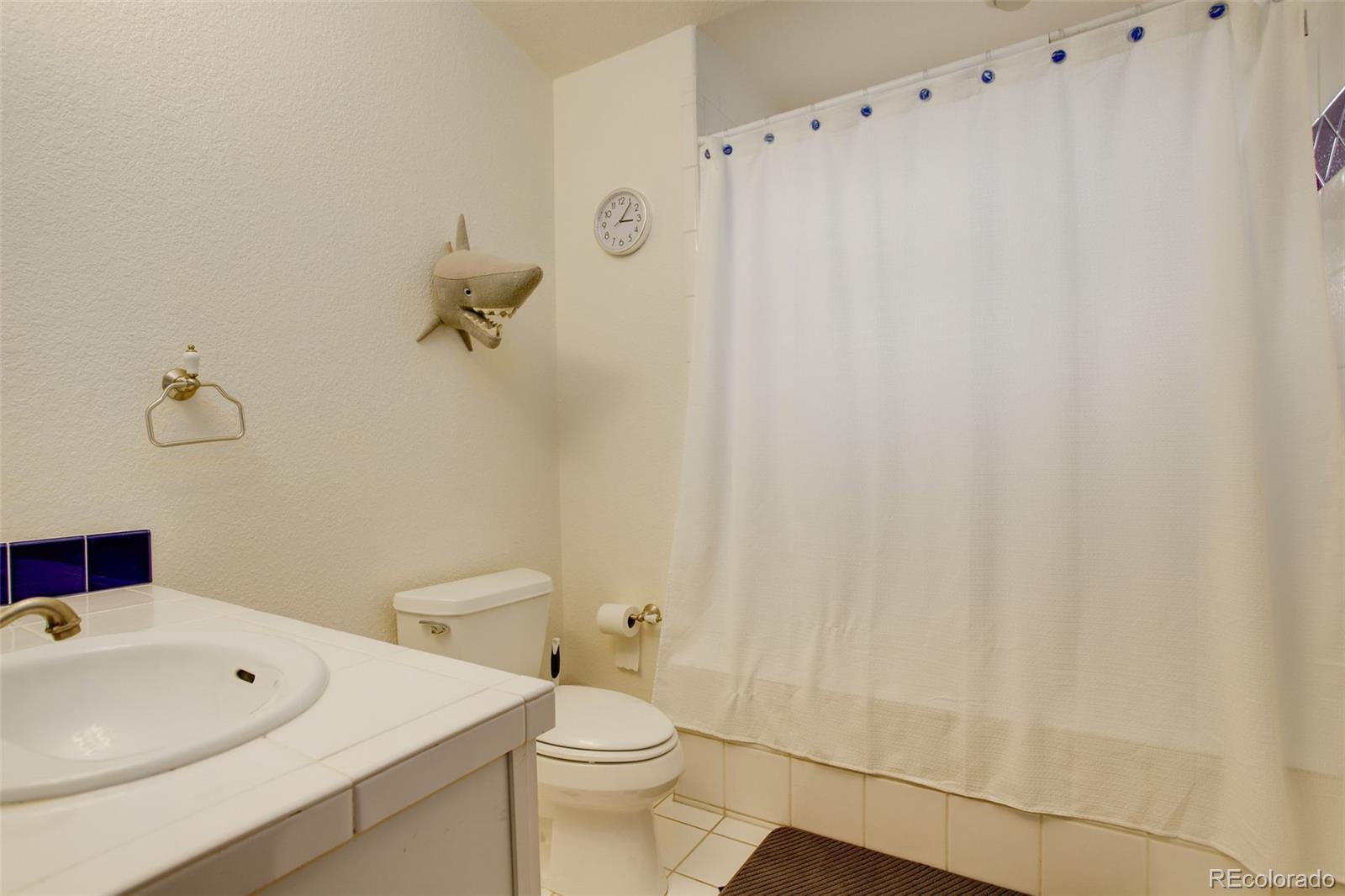 MLS Image #27 for 2931 s cook street,denver, Colorado
