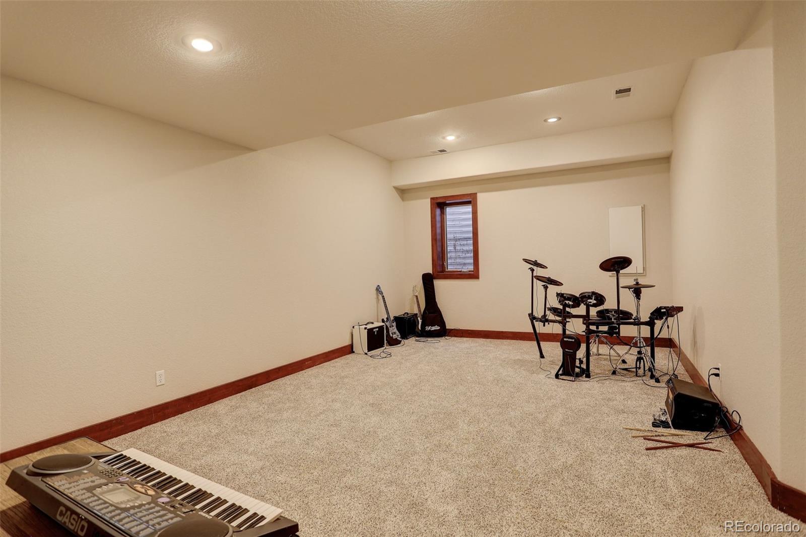 MLS Image #36 for 2931 s cook street,denver, Colorado