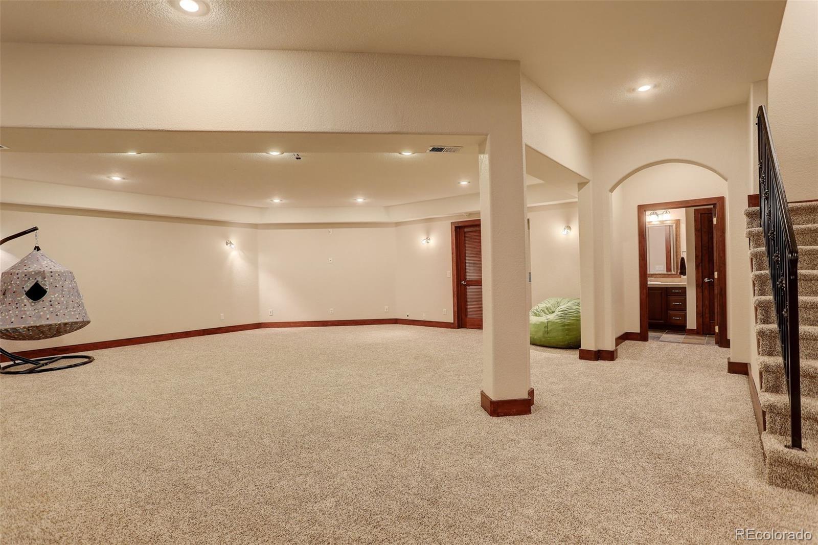 MLS Image #41 for 2931 s cook street,denver, Colorado