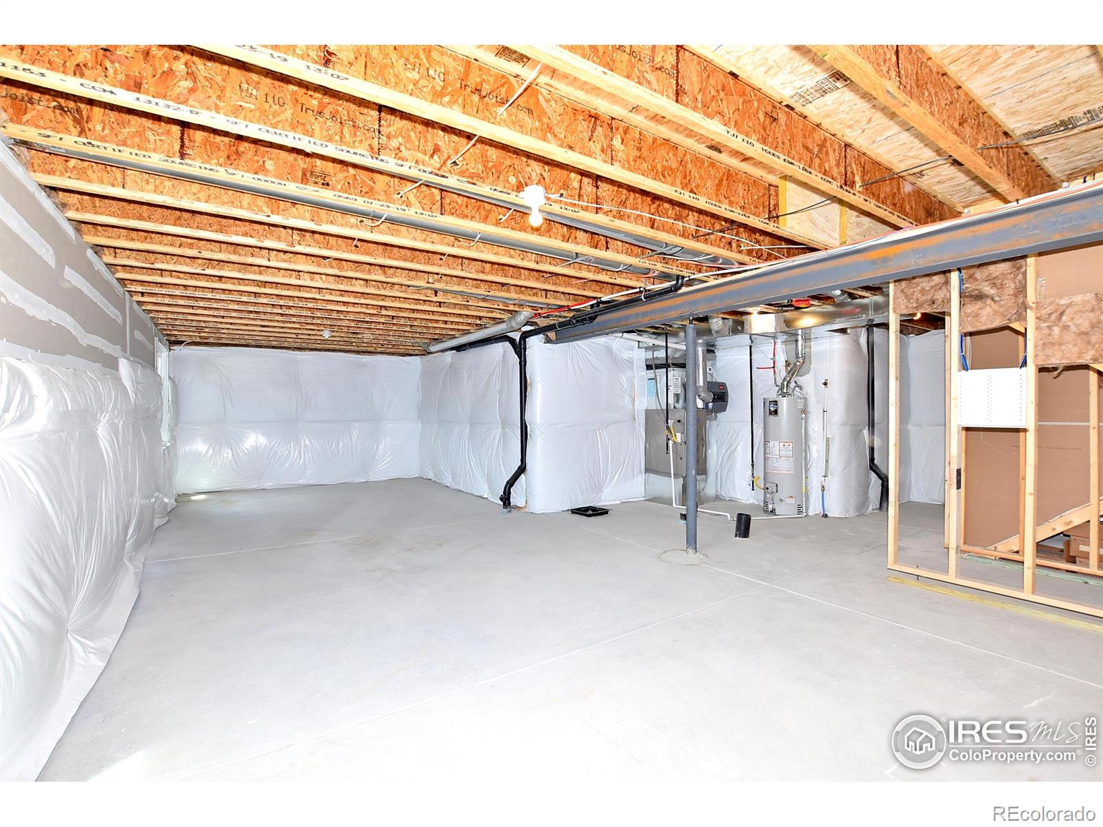 MLS Image #36 for 2385  oakhurst road,johnstown, Colorado