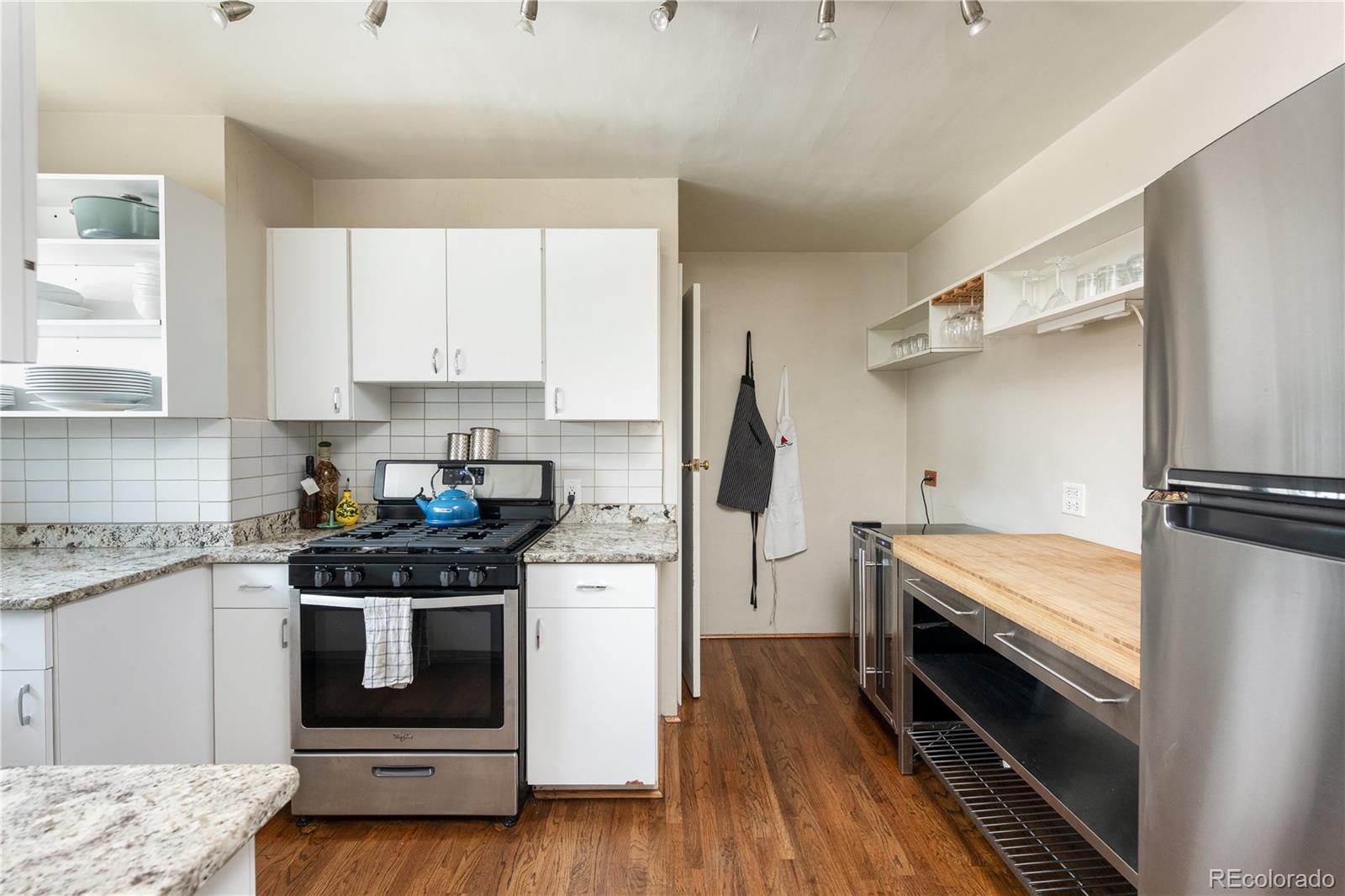 MLS Image #19 for 489 s gaylord street,denver, Colorado