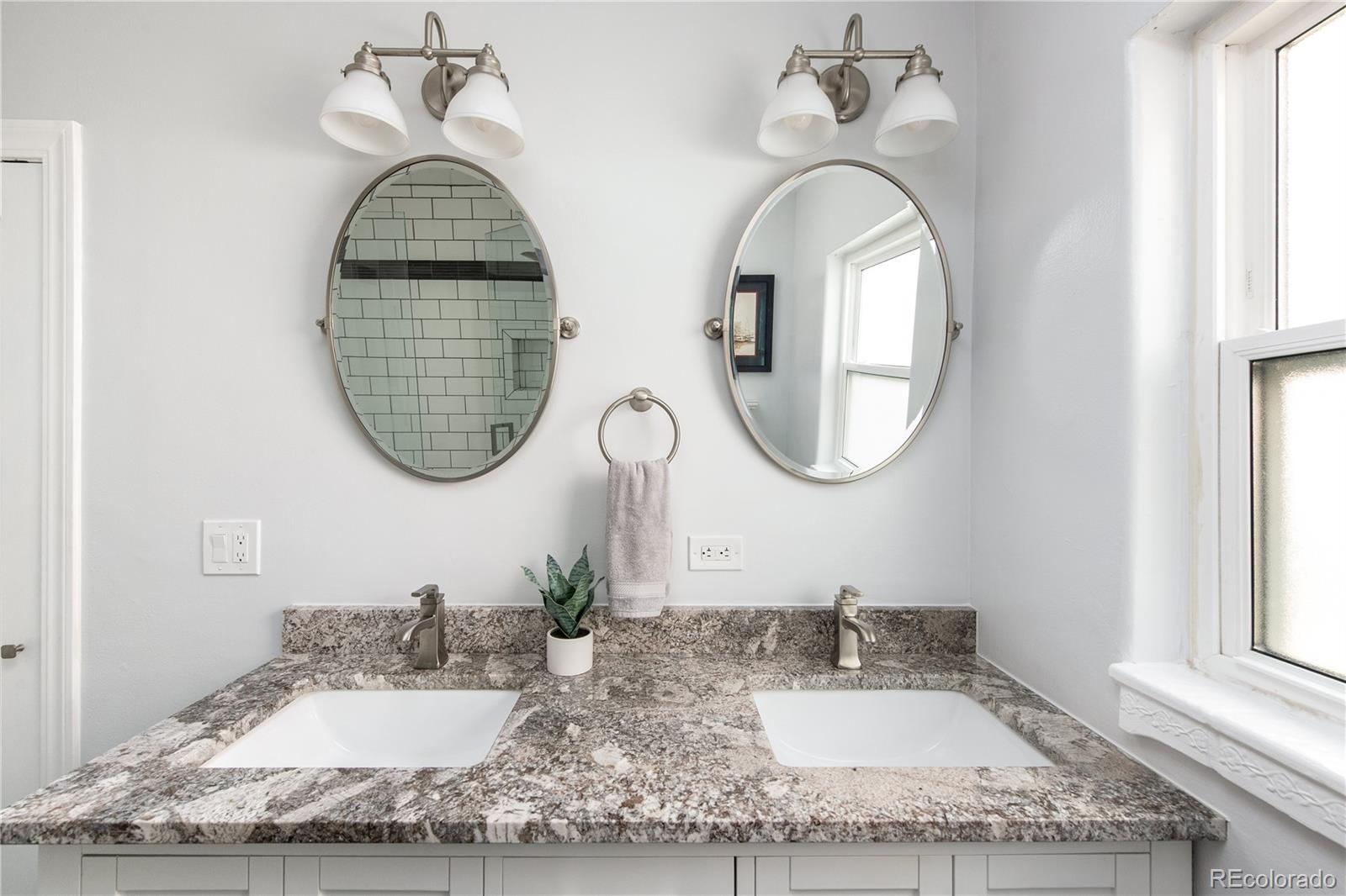 MLS Image #23 for 489 s gaylord street,denver, Colorado