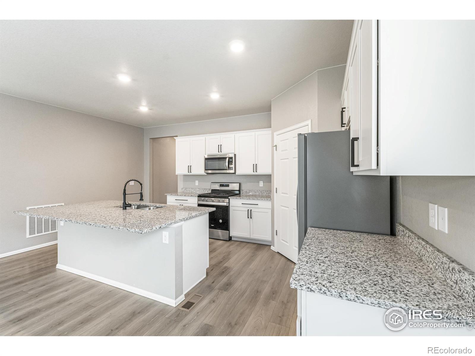 MLS Image #5 for 1780  floret drive,windsor, Colorado