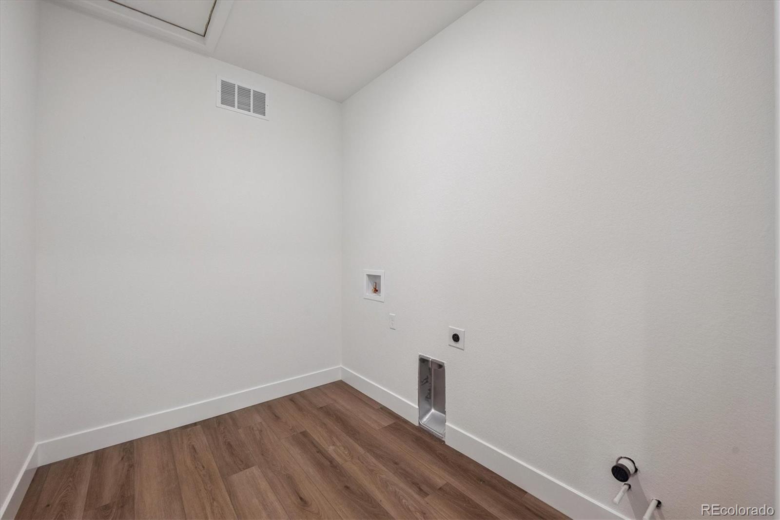 MLS Image #4 for 1353  lumber ridge circle,erie, Colorado
