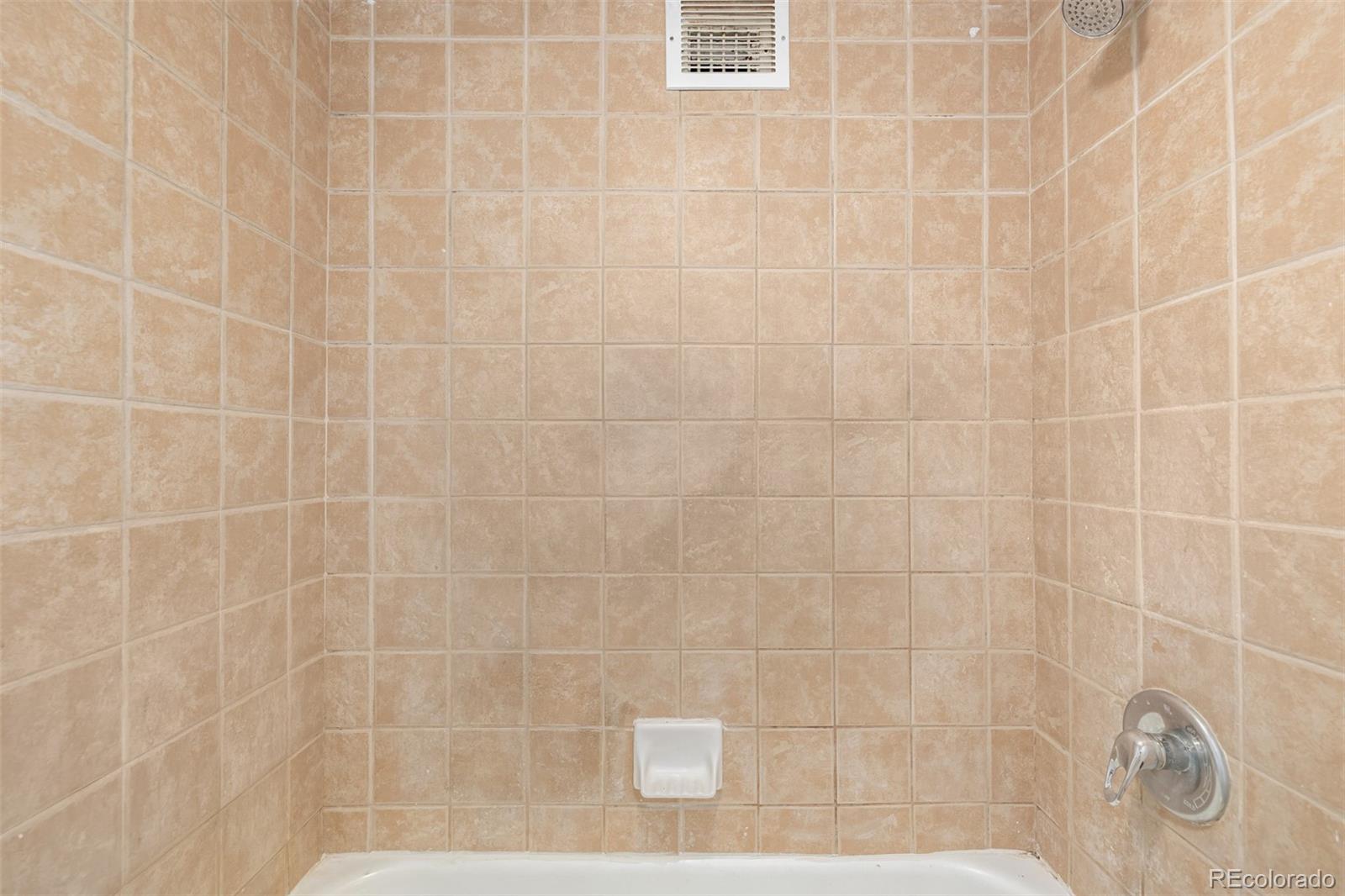 MLS Image #16 for 1196 n grant street,denver, Colorado