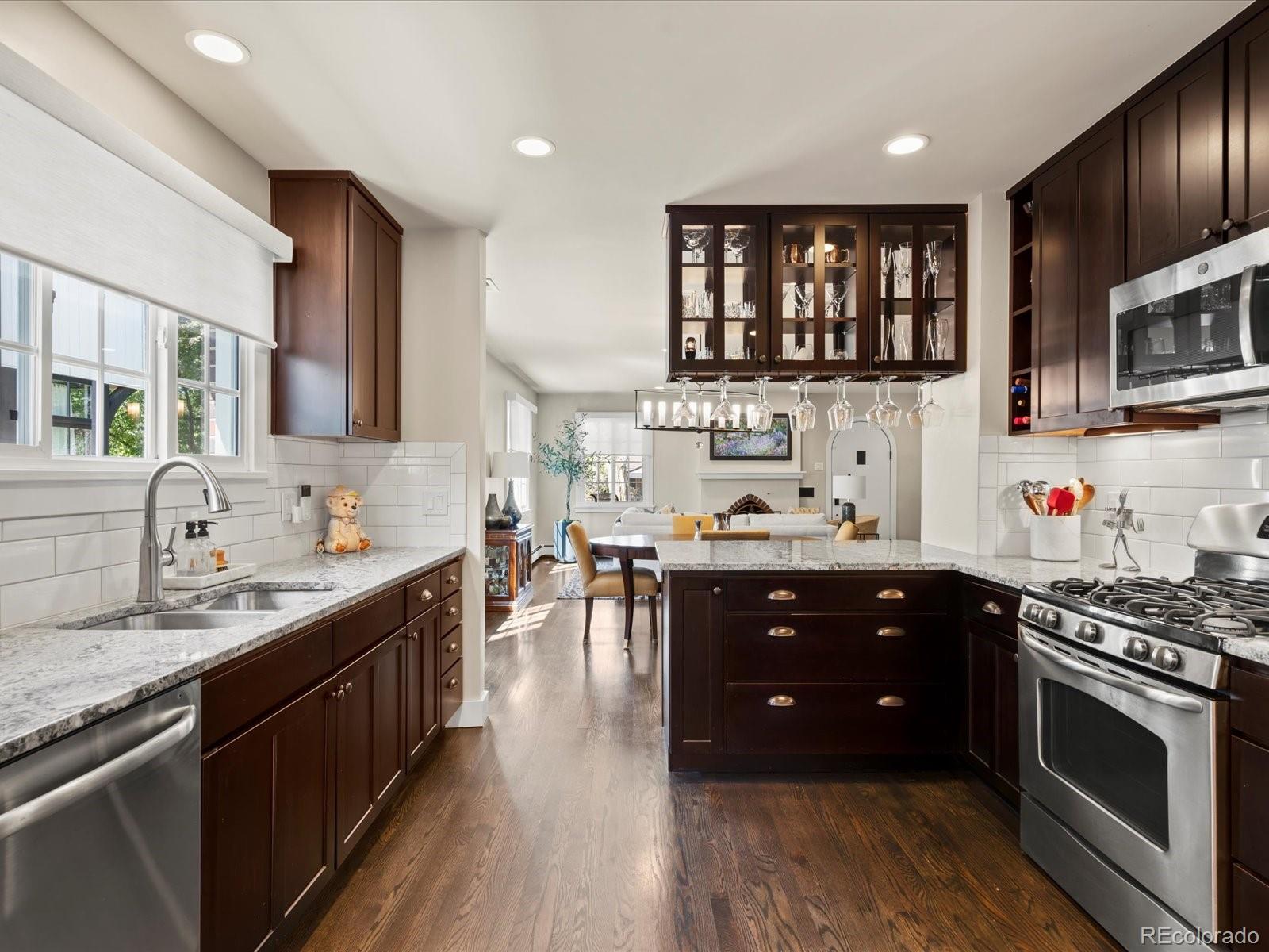 MLS Image #10 for 1024 s columbine street,denver, Colorado