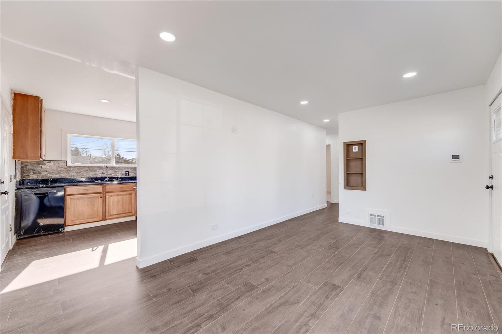 MLS Image #5 for 2232  hanover street,aurora, Colorado
