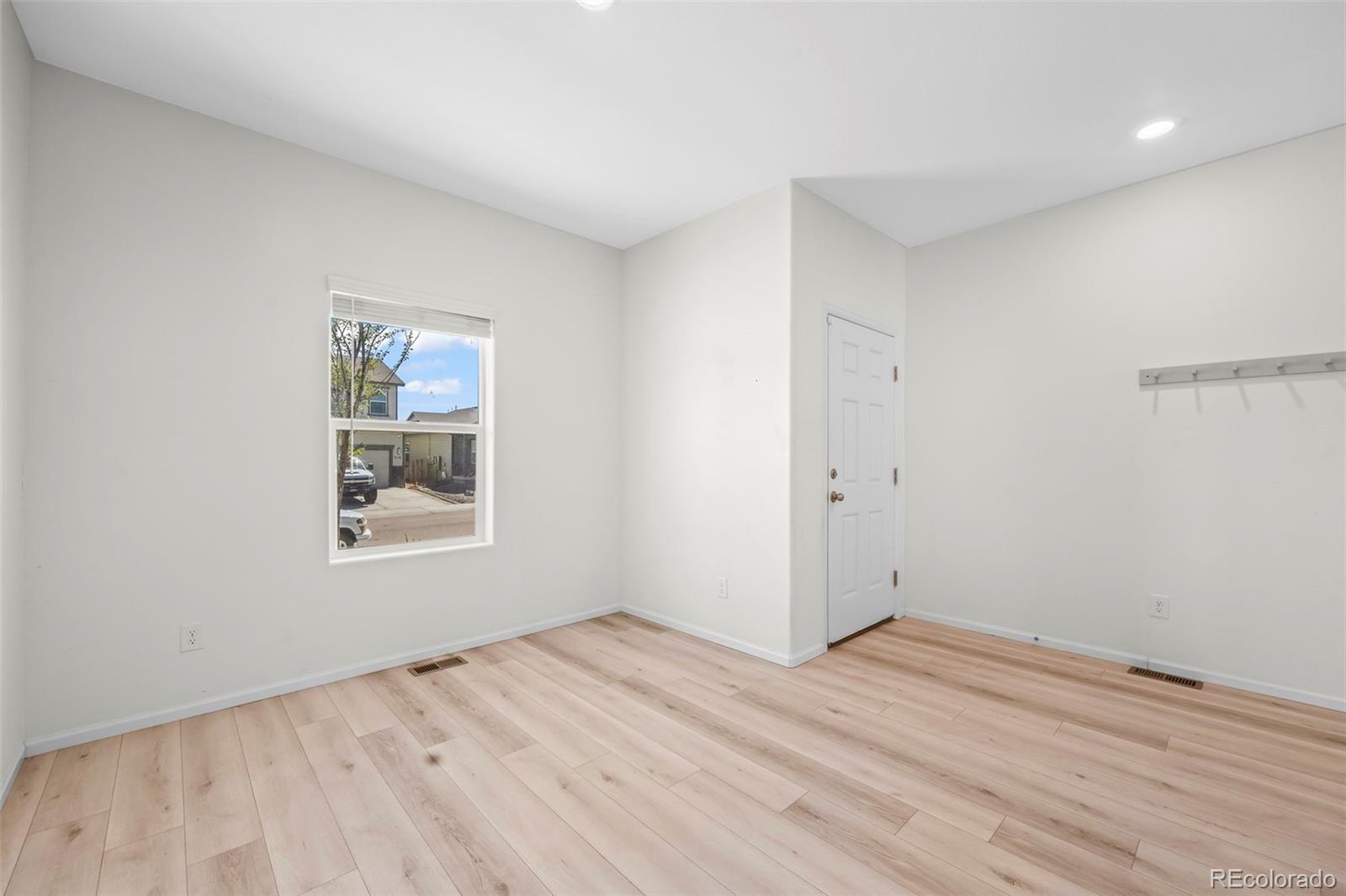 MLS Image #8 for 311  maple street,bennett, Colorado