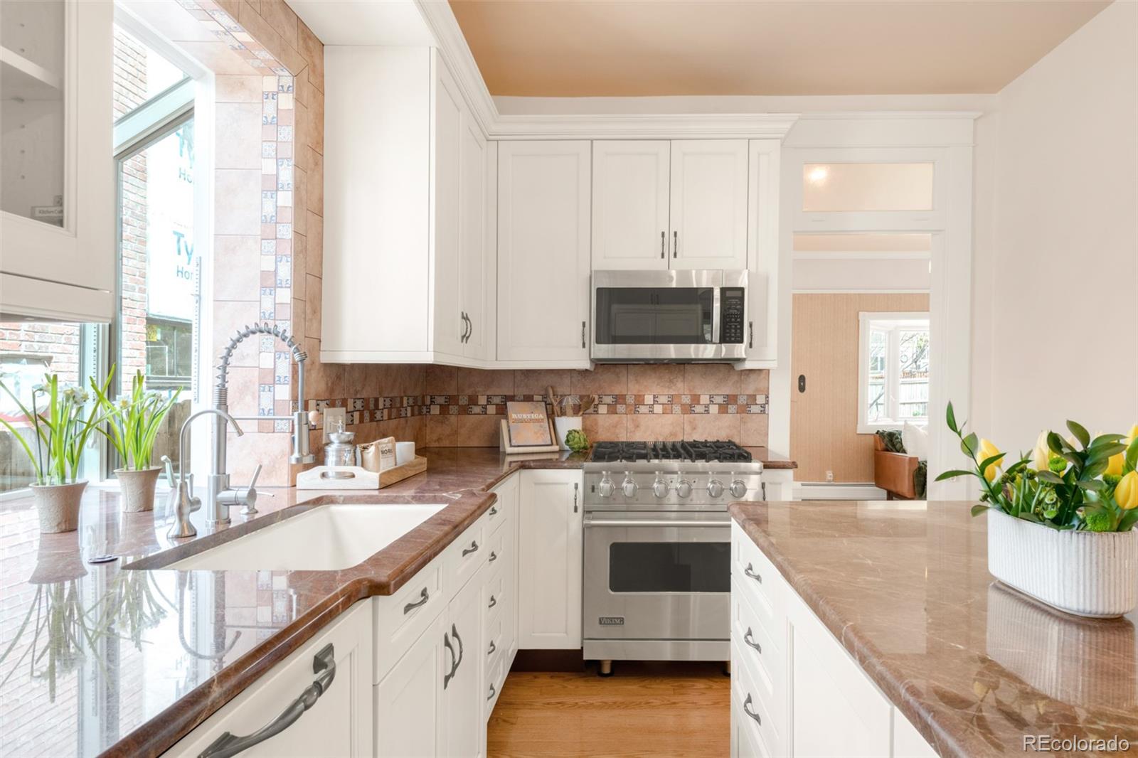 MLS Image #14 for 1220 s vine street,denver, Colorado