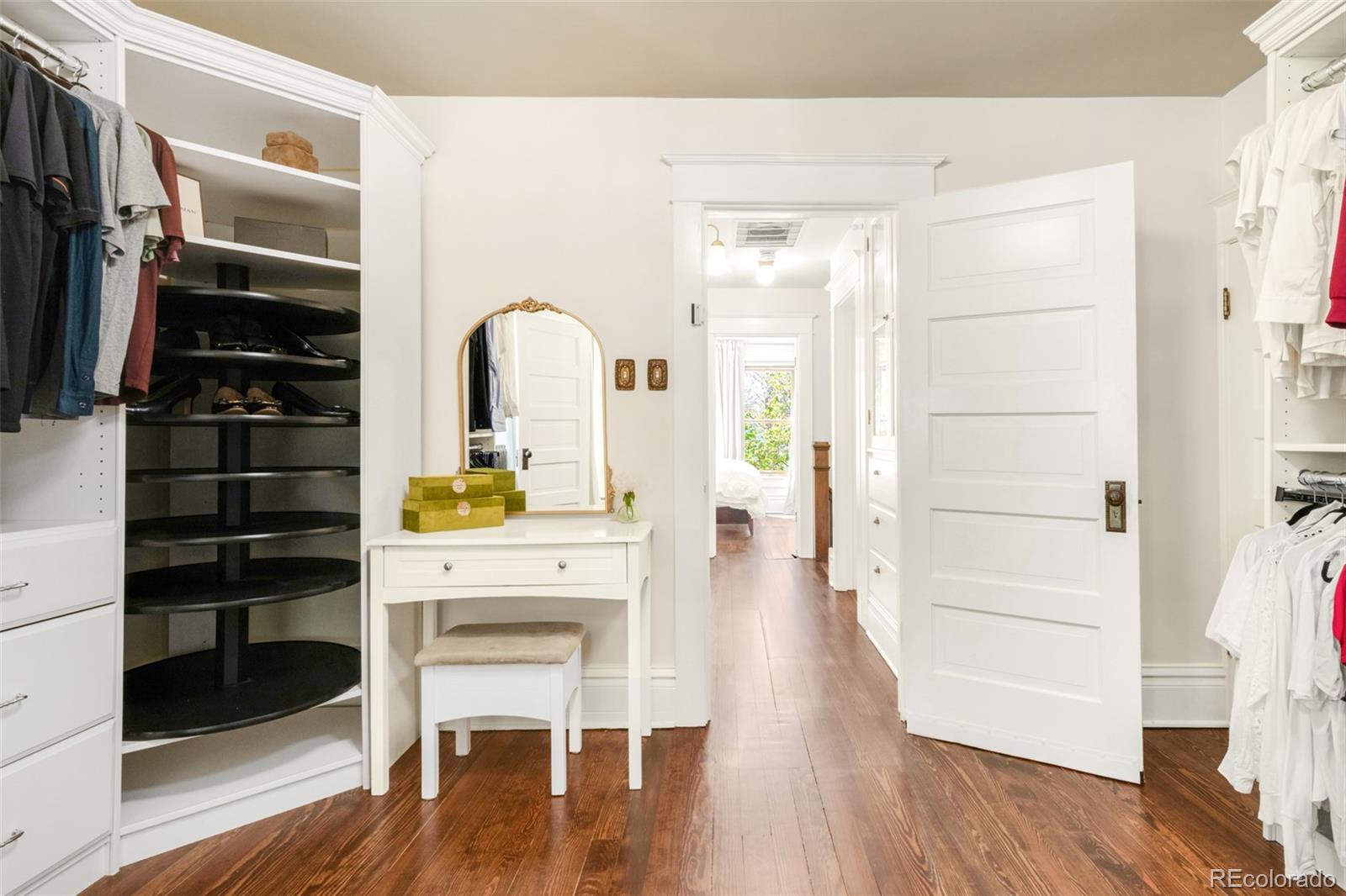 MLS Image #29 for 1220 s vine street,denver, Colorado